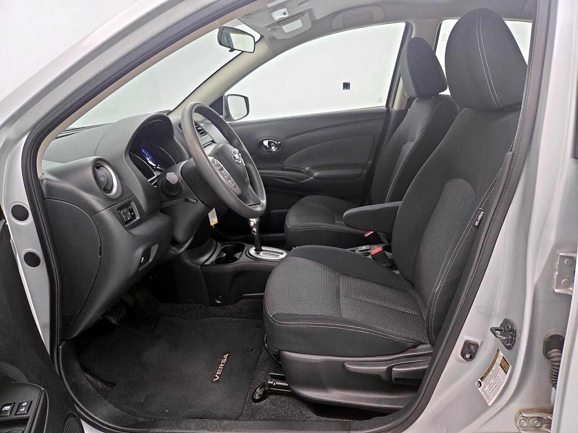 Thumbnail: 2016 Nissan Versa - 11