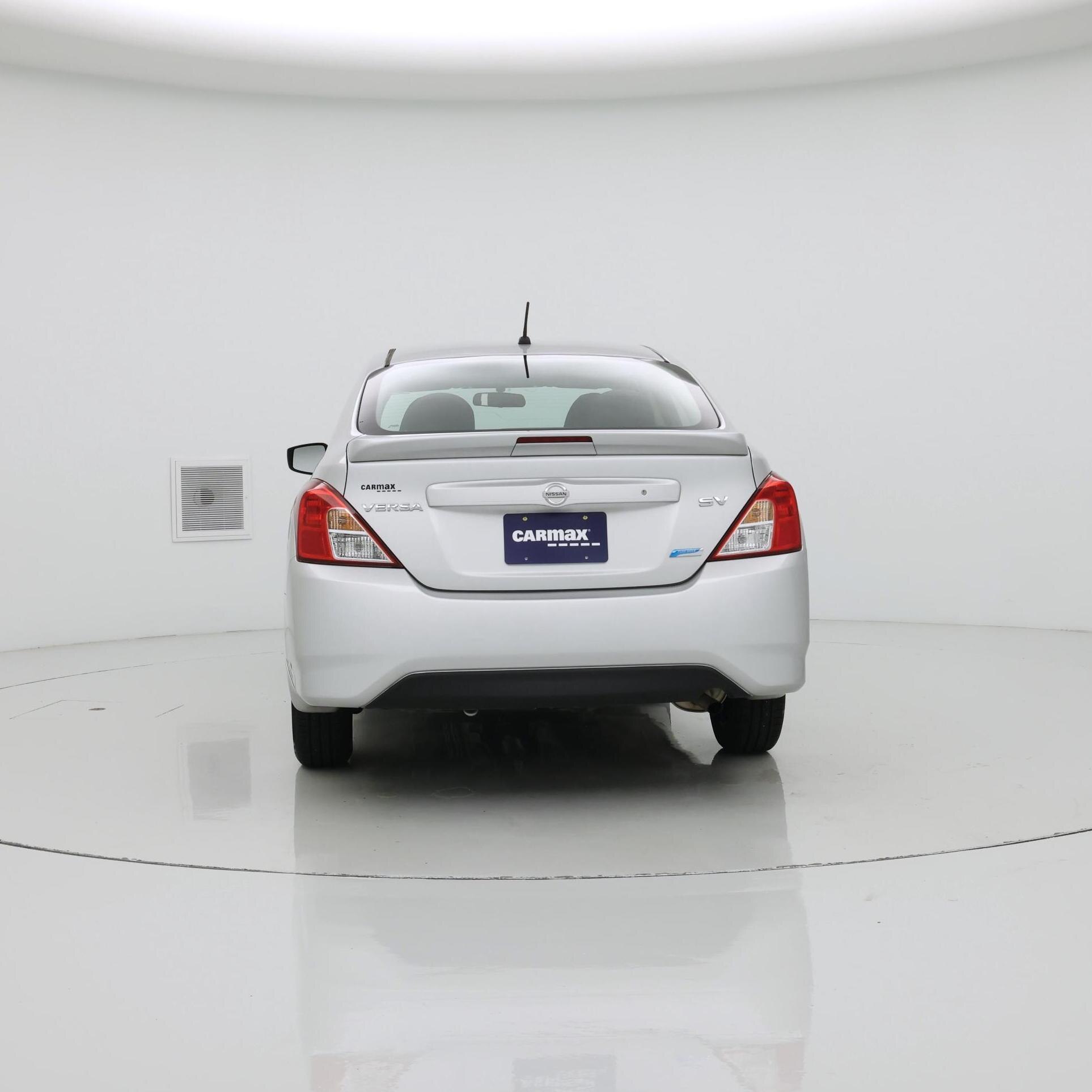 Thumbnail: 2016 Nissan Versa - 6
