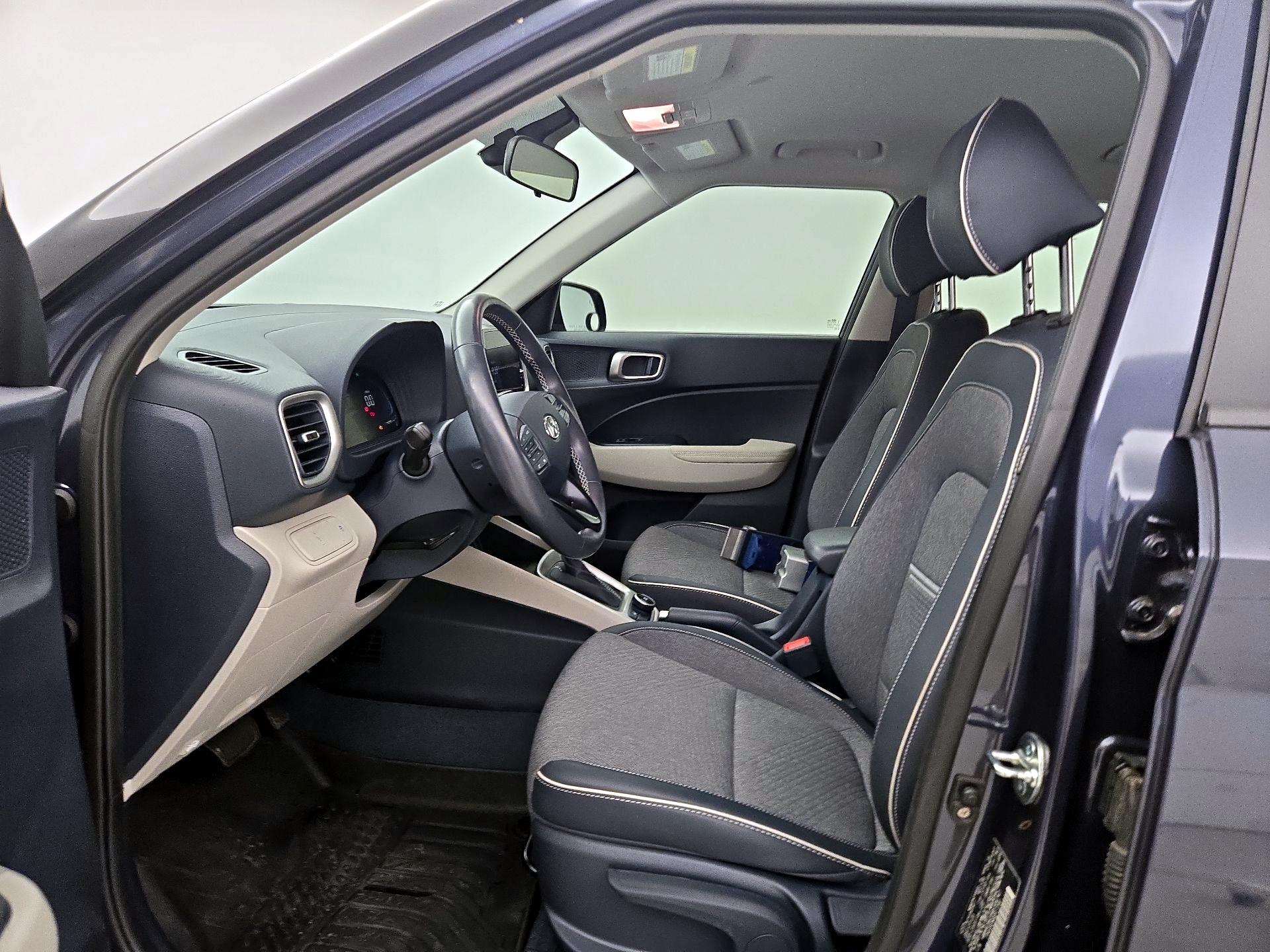 Thumbnail: 2024 Hyundai Venue - 11