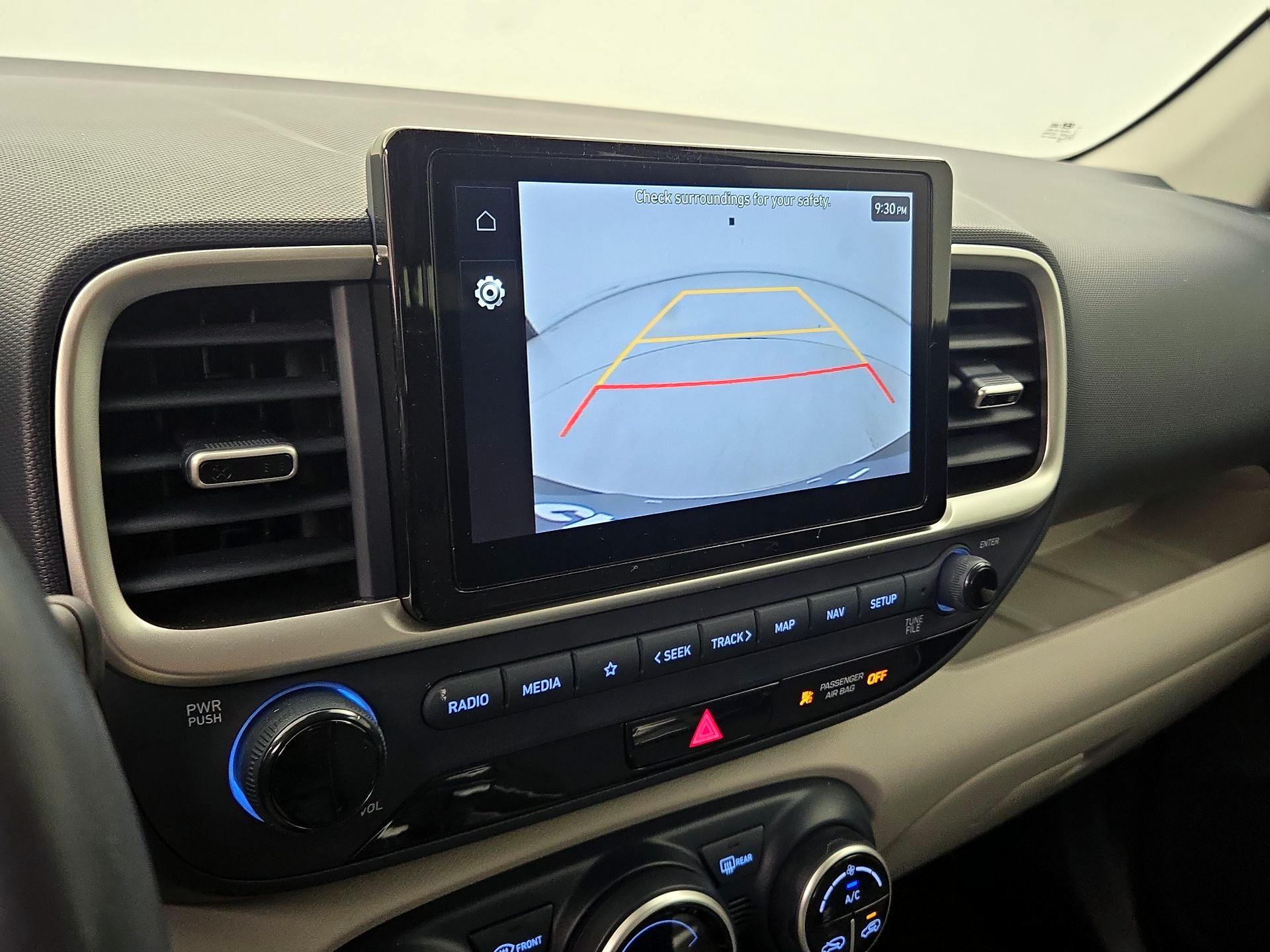 Thumbnail: 2024 Hyundai Venue - 15