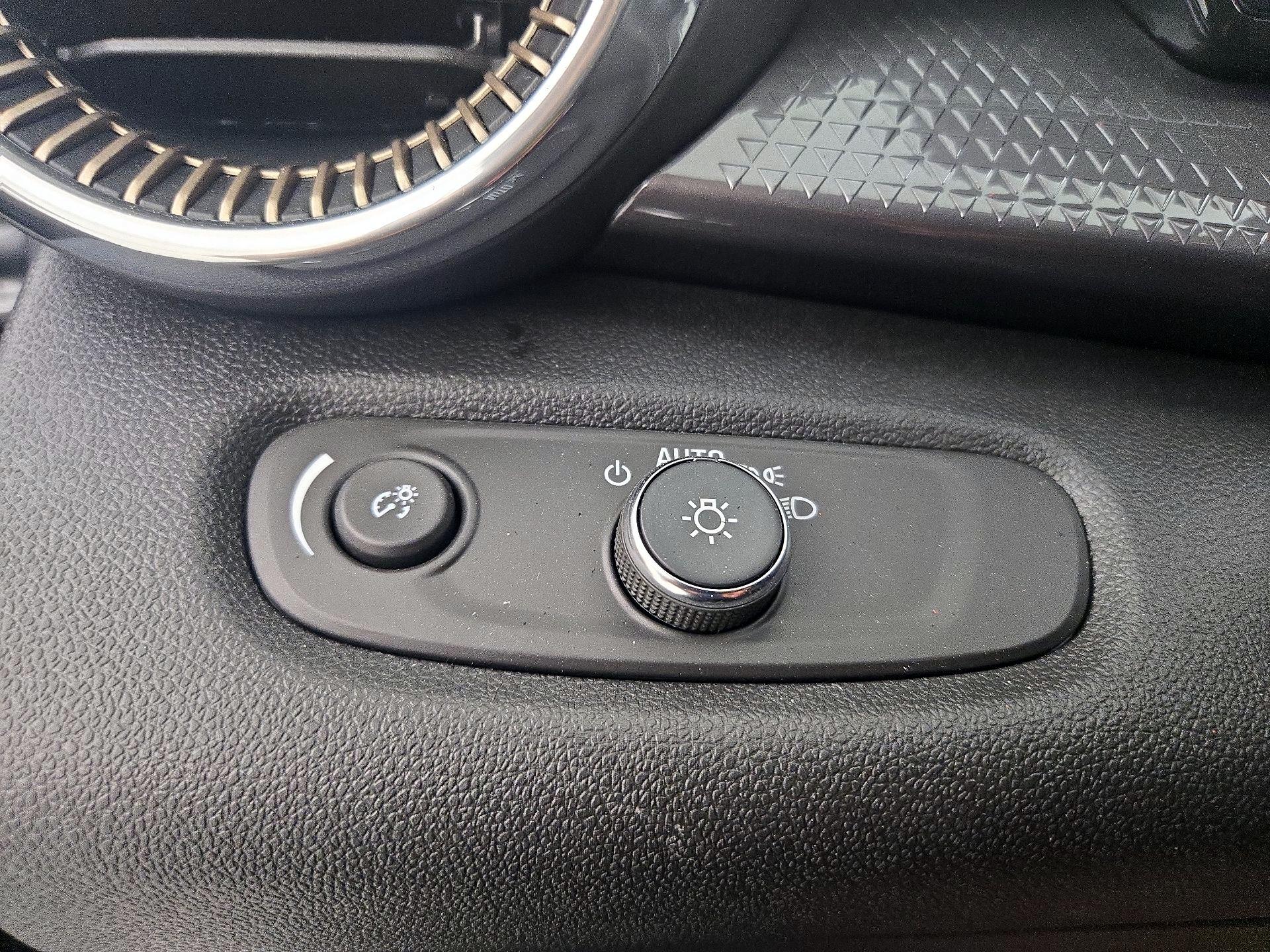 Thumbnail: 2025 Chevrolet Trax - 13