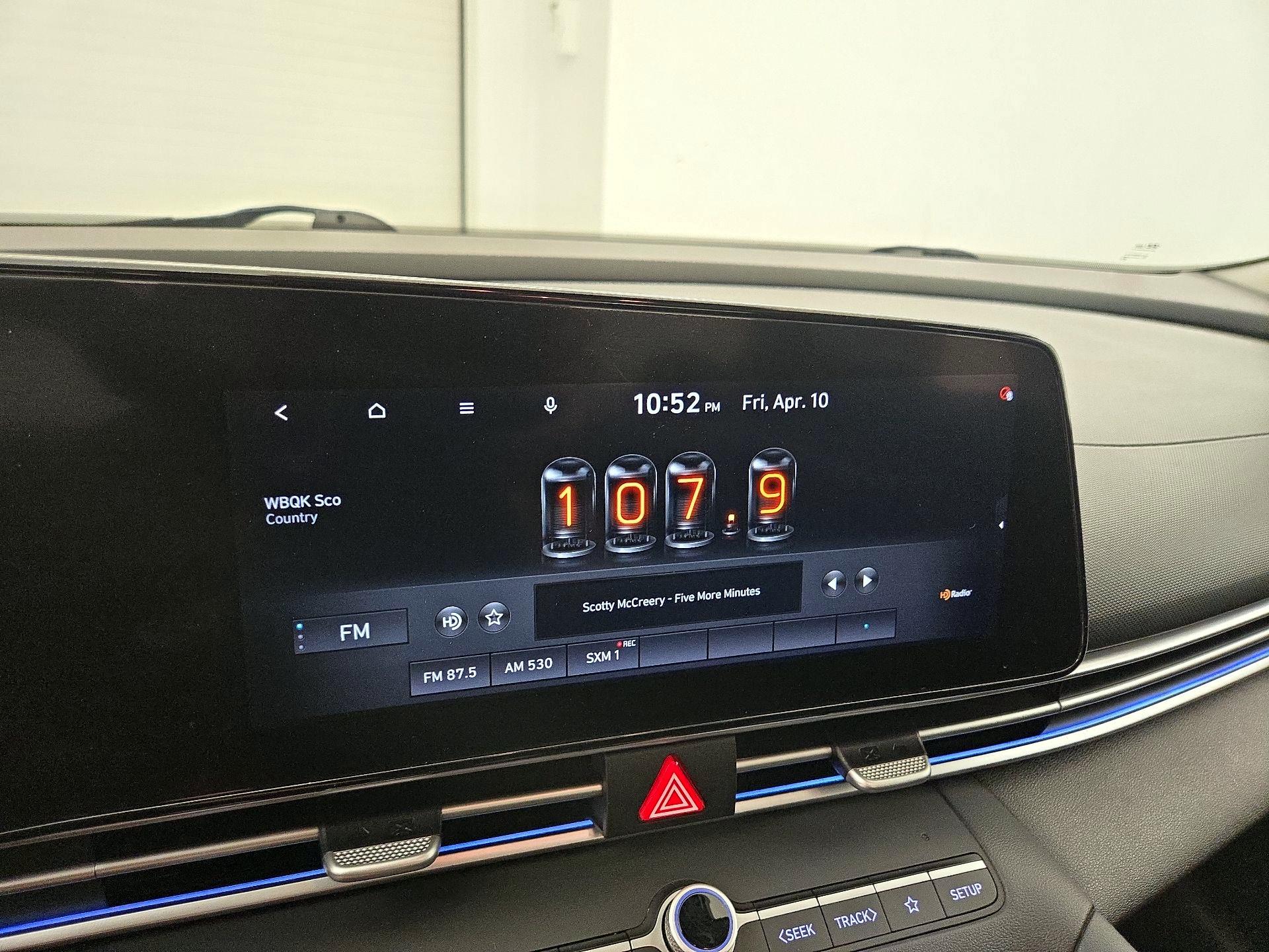 Thumbnail: 2021 Hyundai Elantra - 16