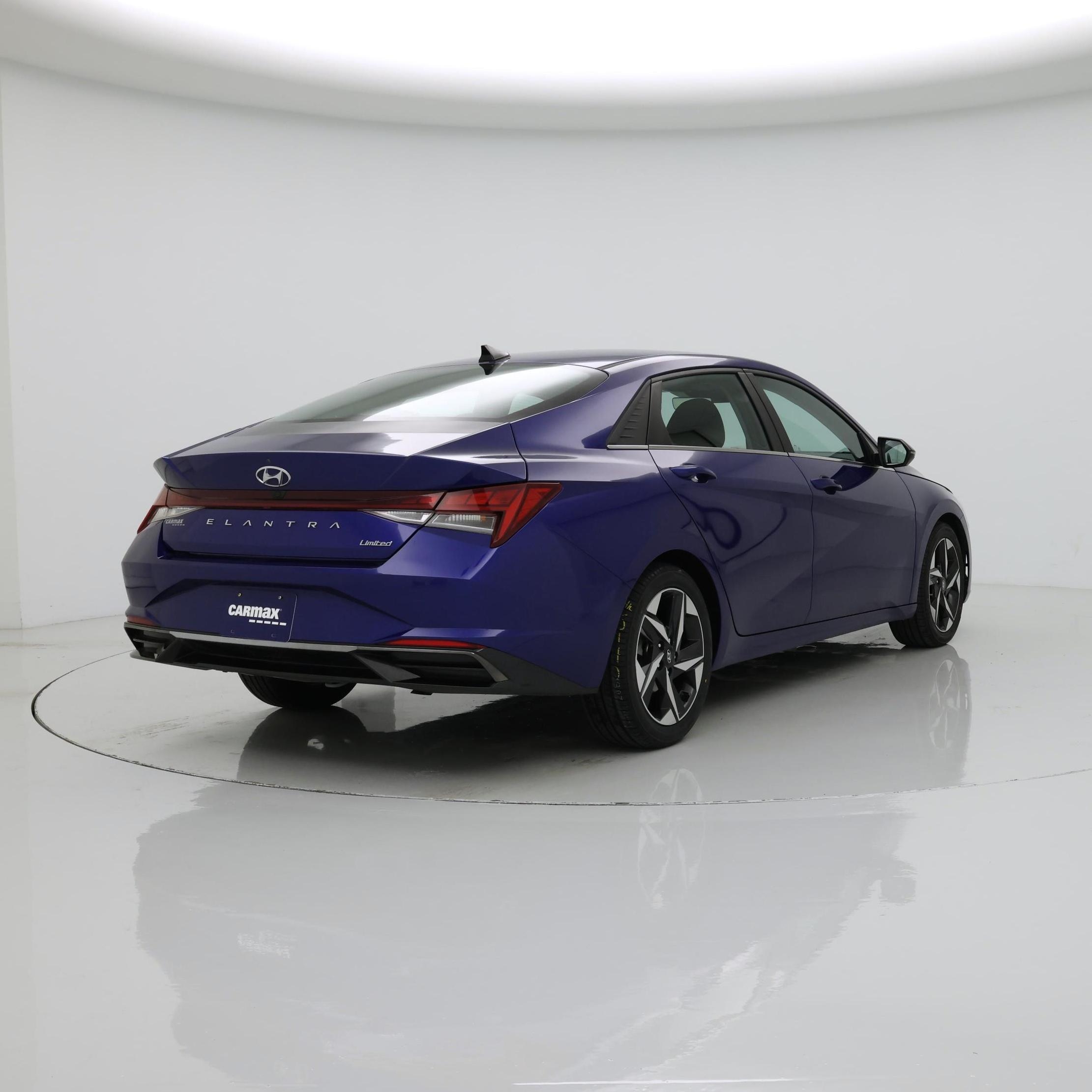 Thumbnail: 2021 Hyundai Elantra - 8
