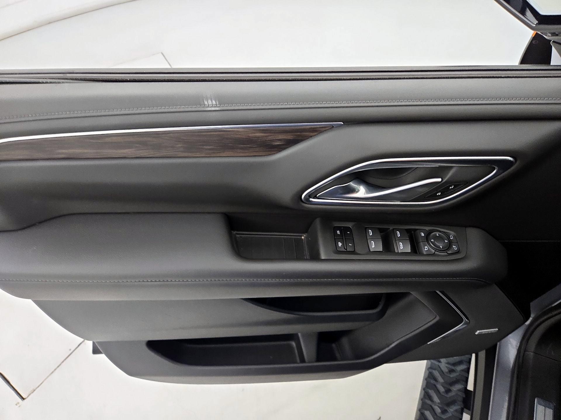 Thumbnail: 2022 Chevrolet Tahoe - 12