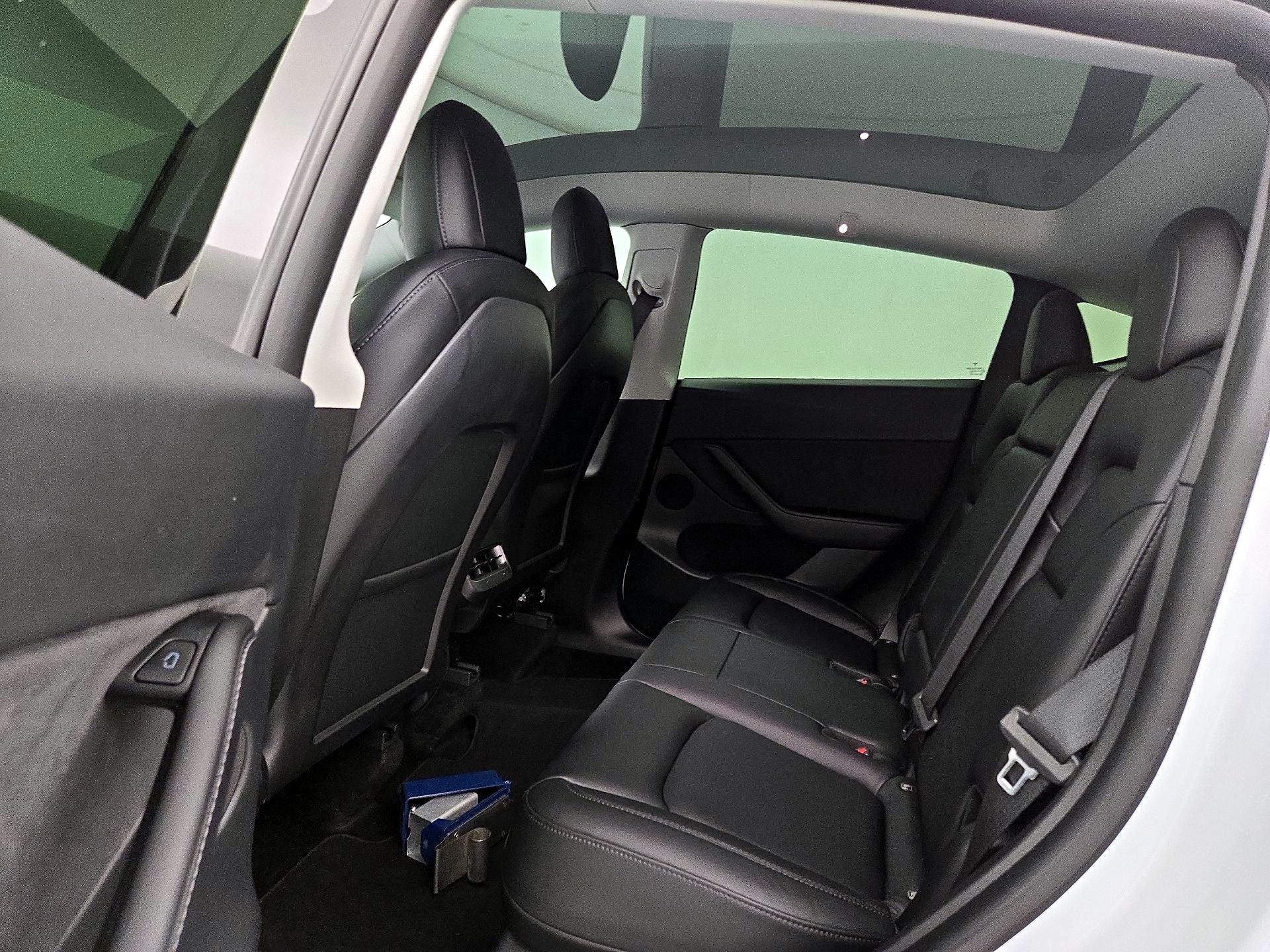 Thumbnail: 2022 Tesla Model Y - 20