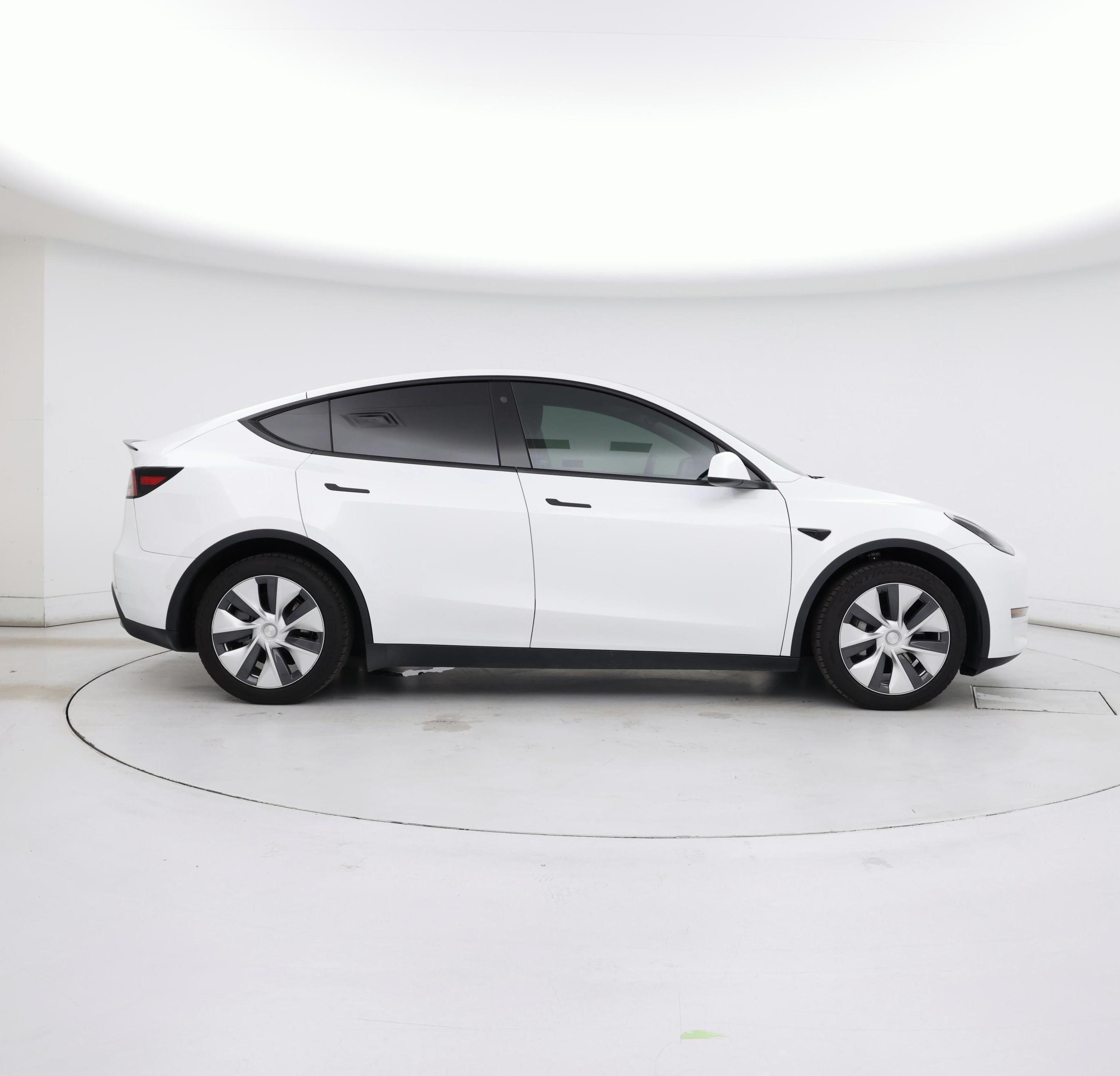 Thumbnail: 2022 Tesla Model Y - 7