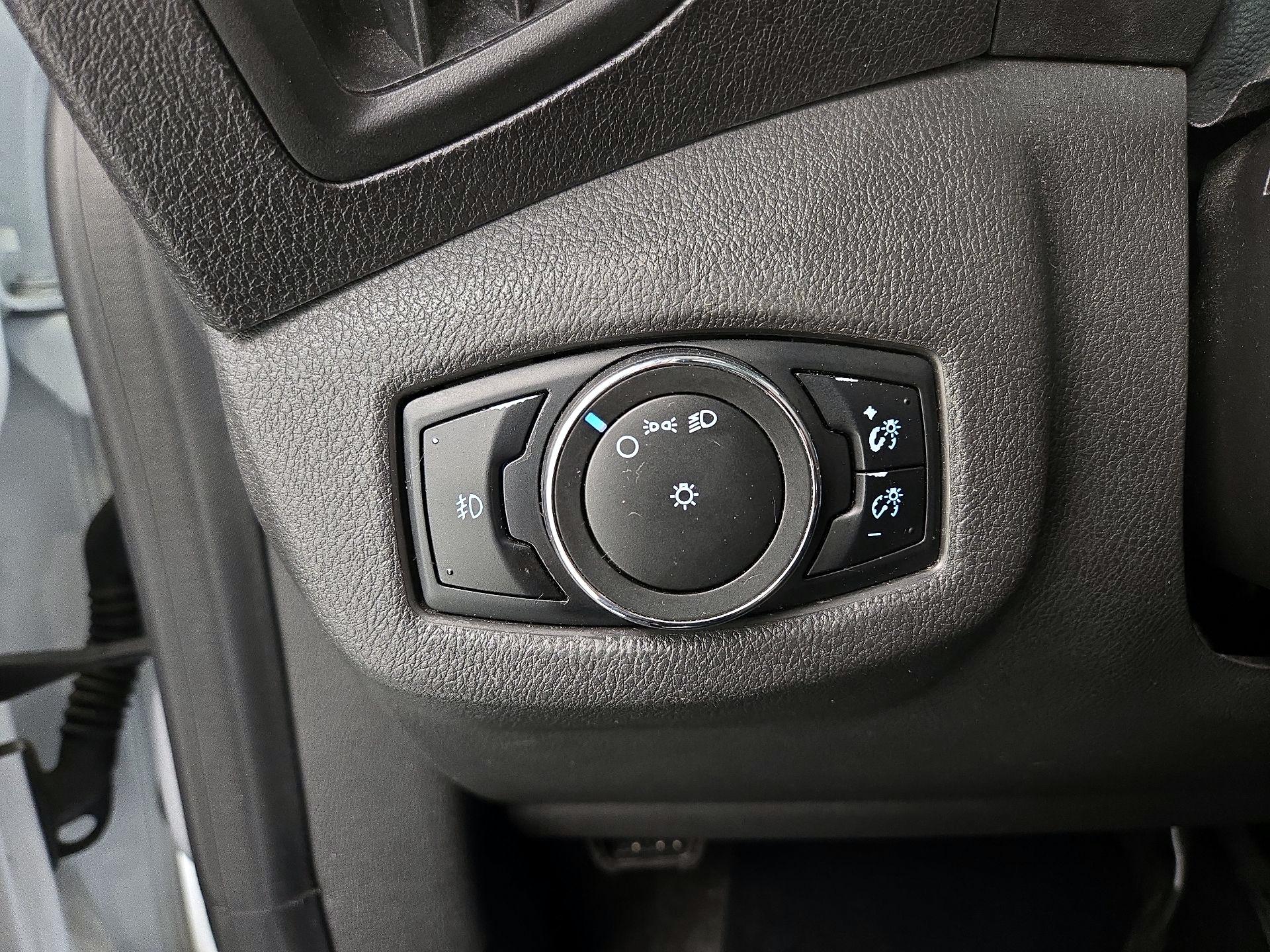 Thumbnail: 2016 Ford Transit Series - 13