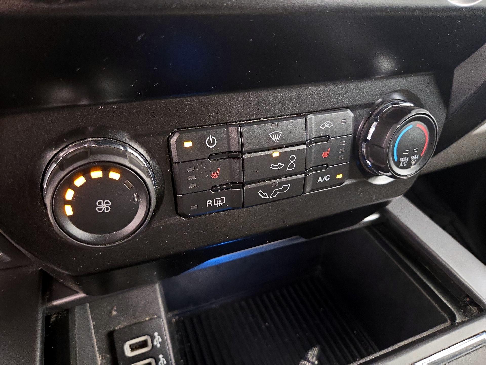 Thumbnail: 2019 Ford F-150 - 16