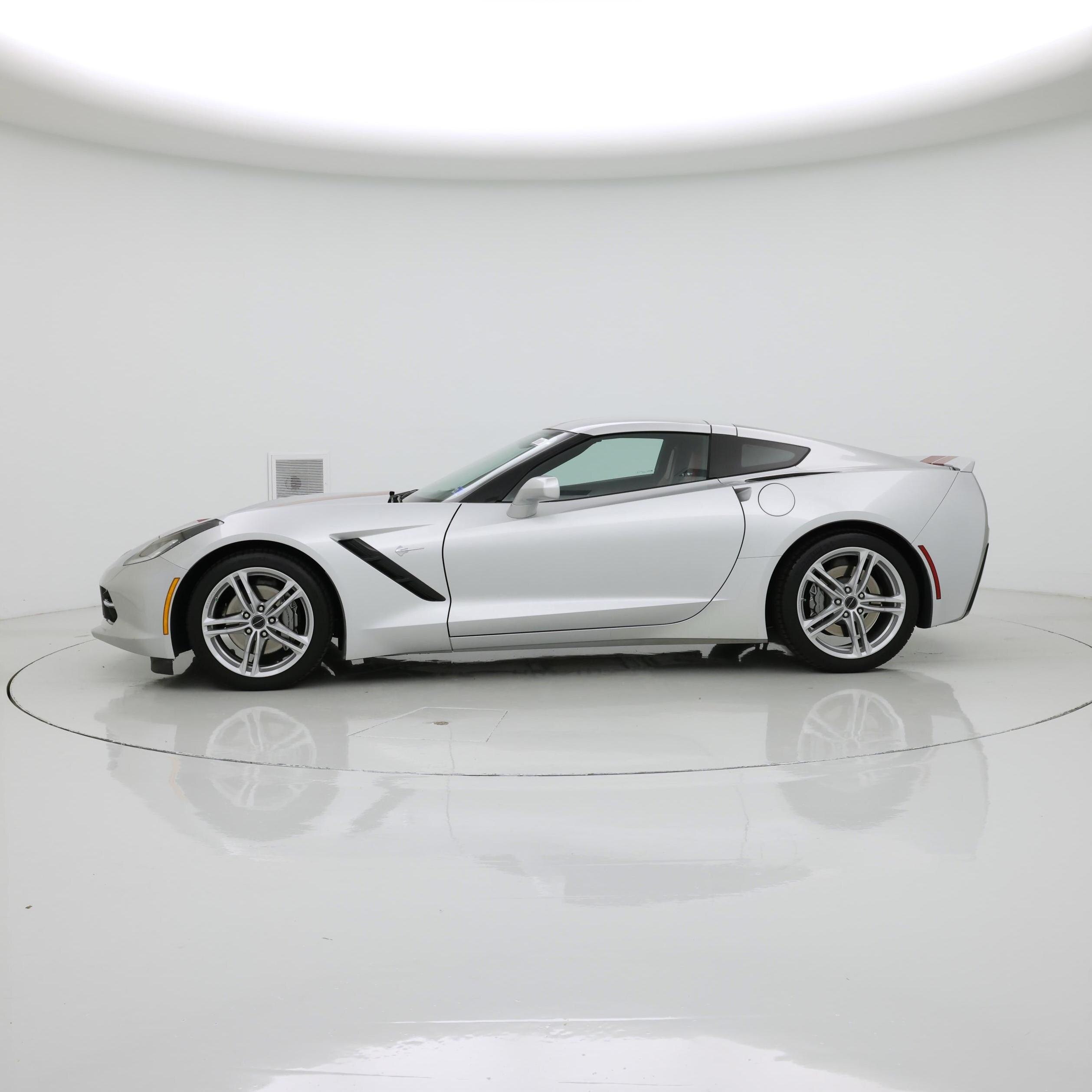Thumbnail: 2017 Chevrolet Corvette - 3