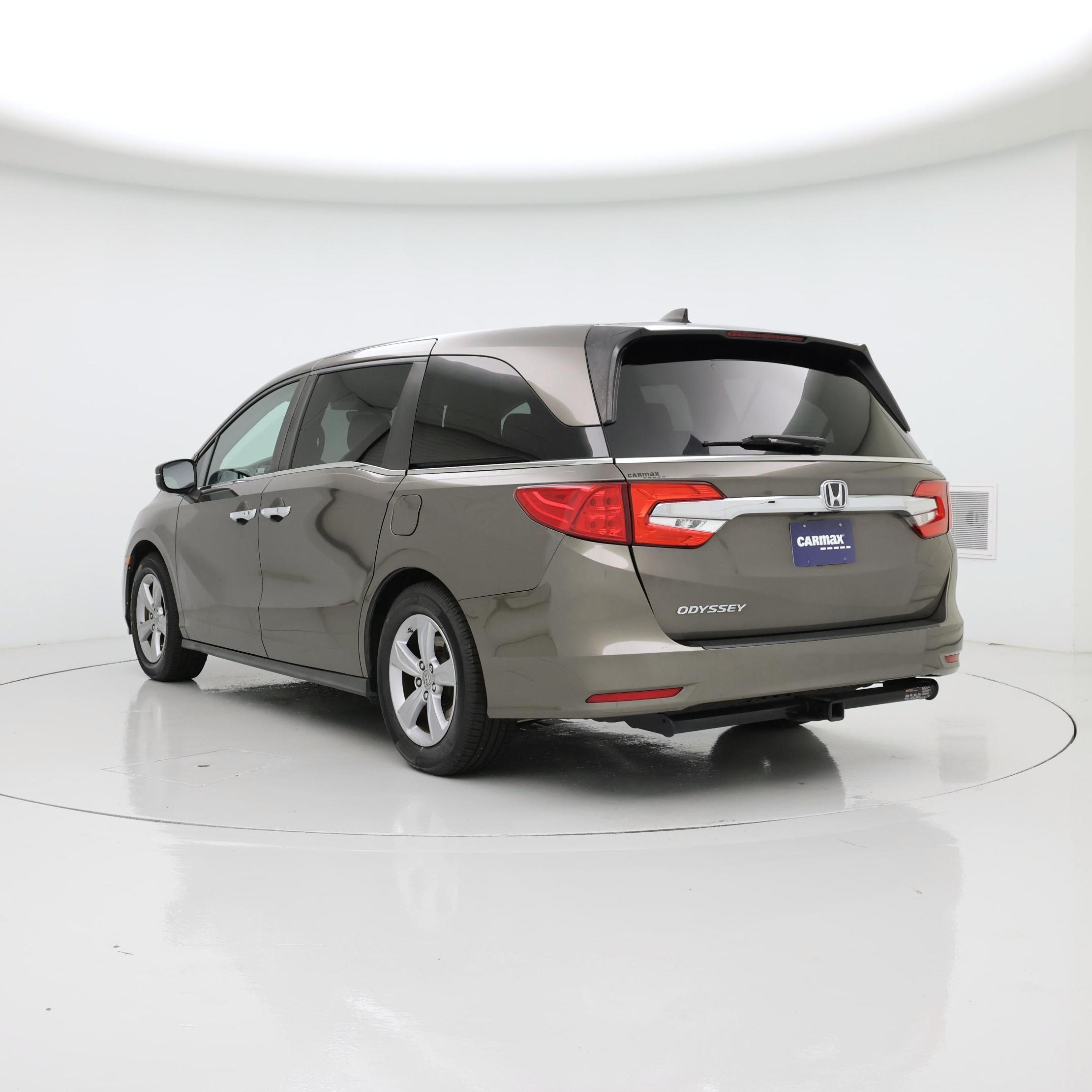 Thumbnail: 2019 Honda Odyssey - 2