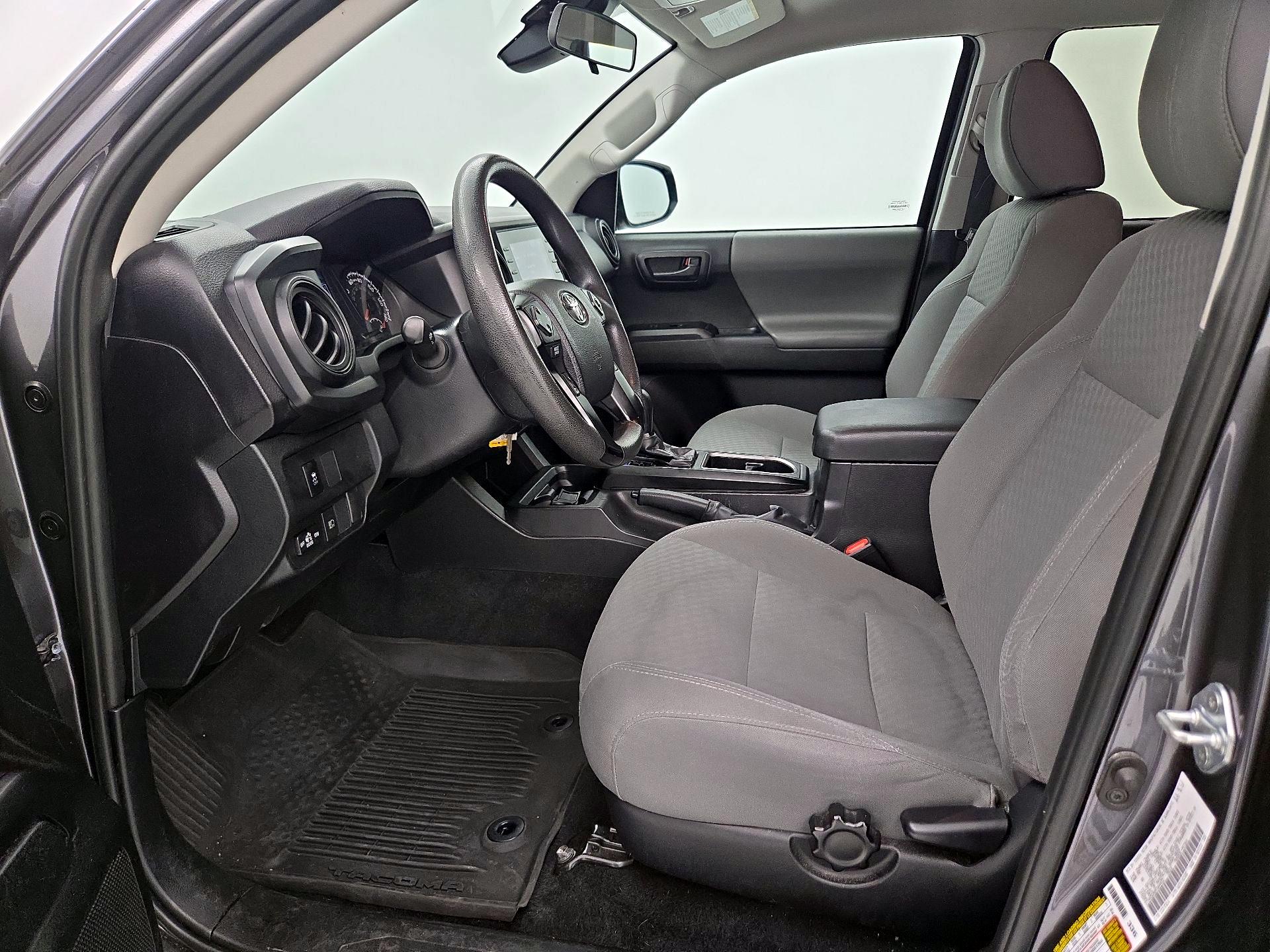 Thumbnail: 2022 Toyota Tacoma - 11