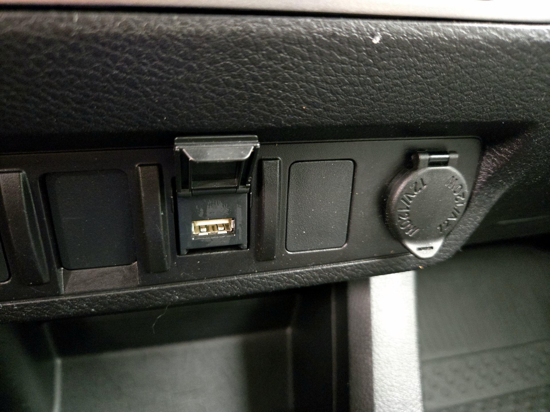 Thumbnail: 2022 Toyota Tacoma - 18