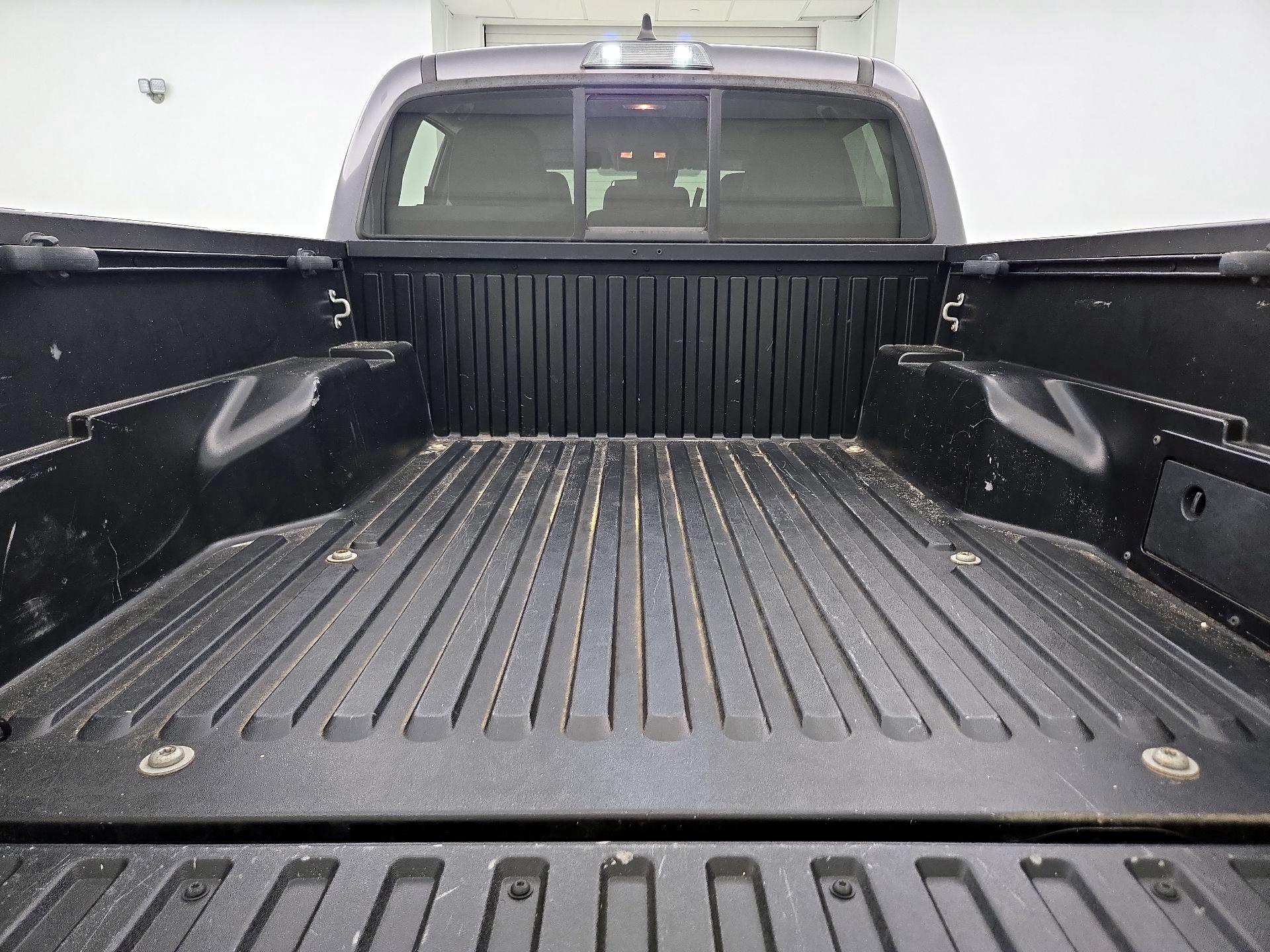 Thumbnail: 2022 Toyota Tacoma - 20