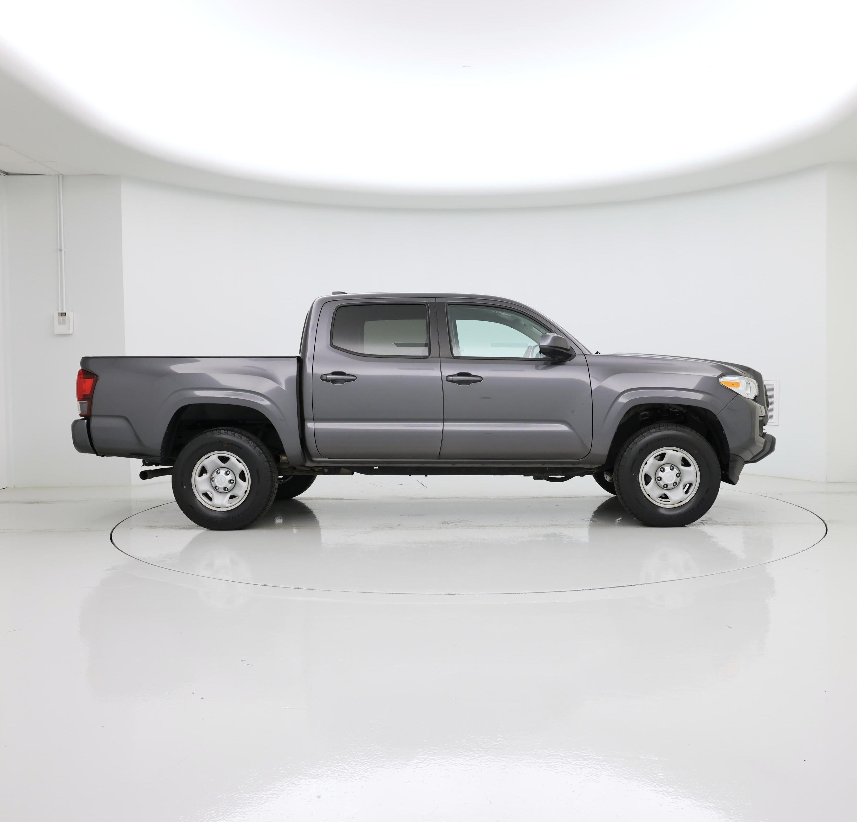 Thumbnail: 2022 Toyota Tacoma - 7