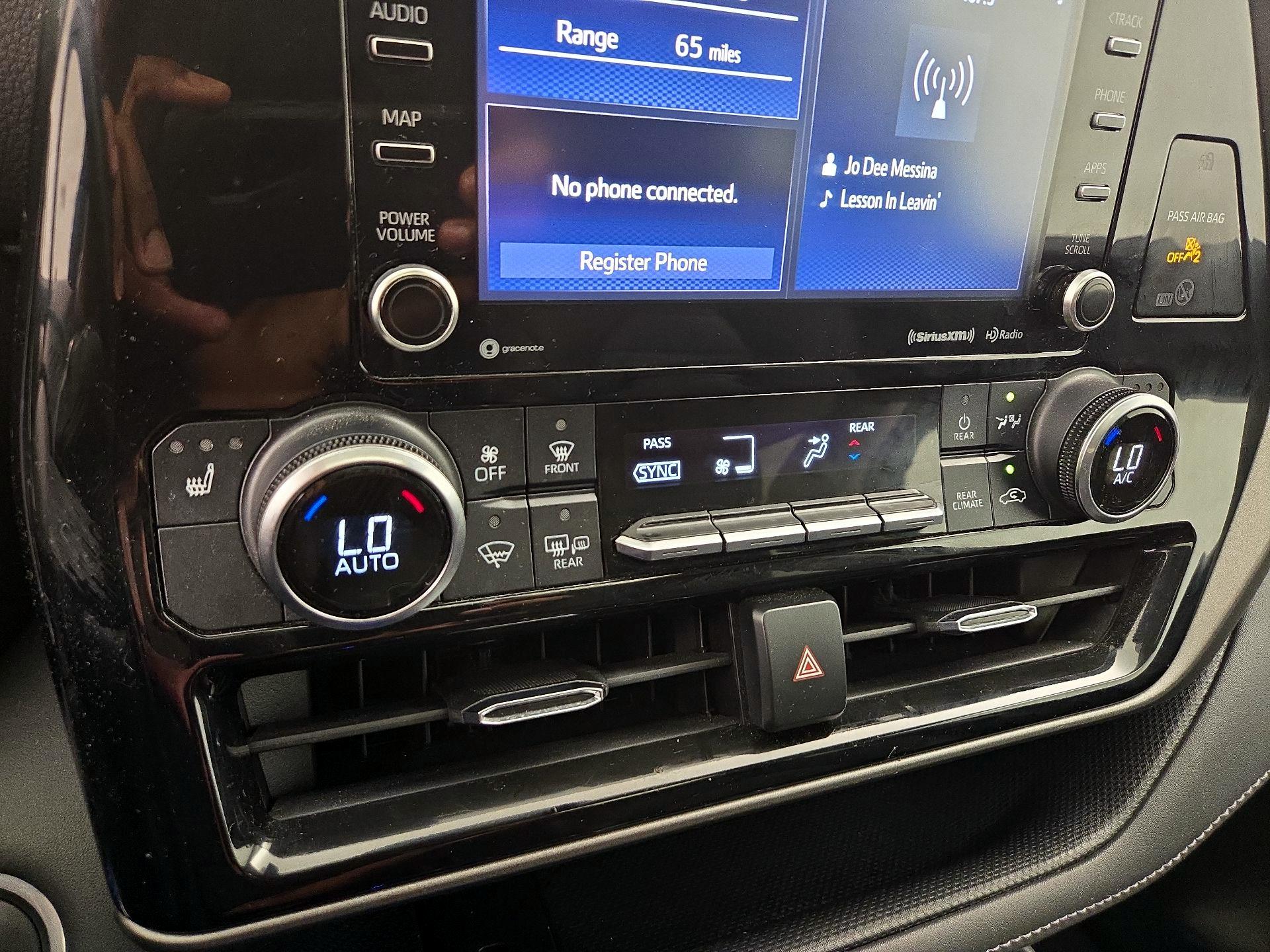 Thumbnail: 2021 Toyota Highlander - 16
