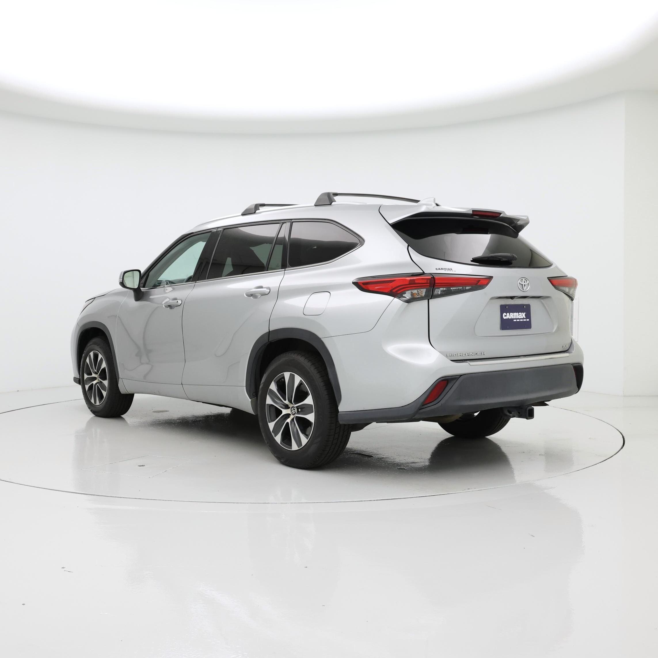 Thumbnail: 2021 Toyota Highlander - 2