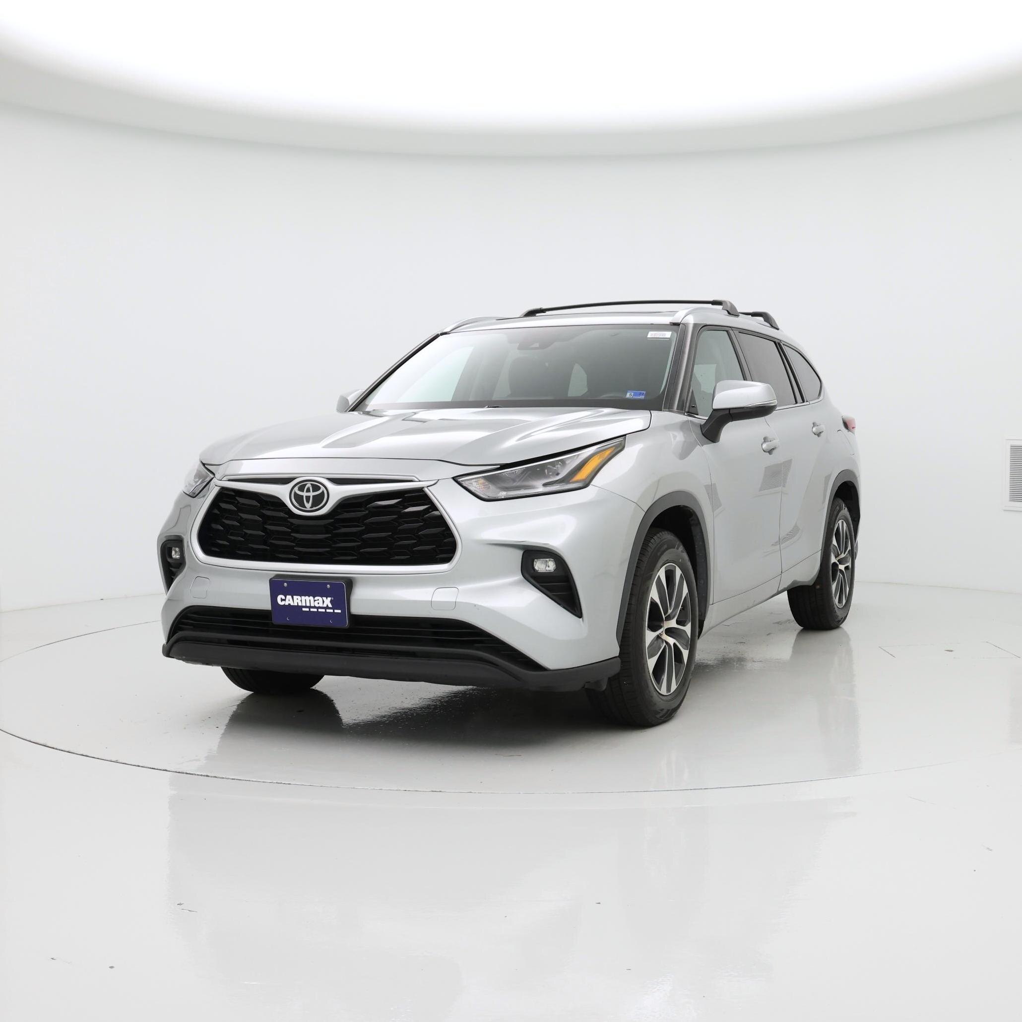 Thumbnail: 2021 Toyota Highlander - 4