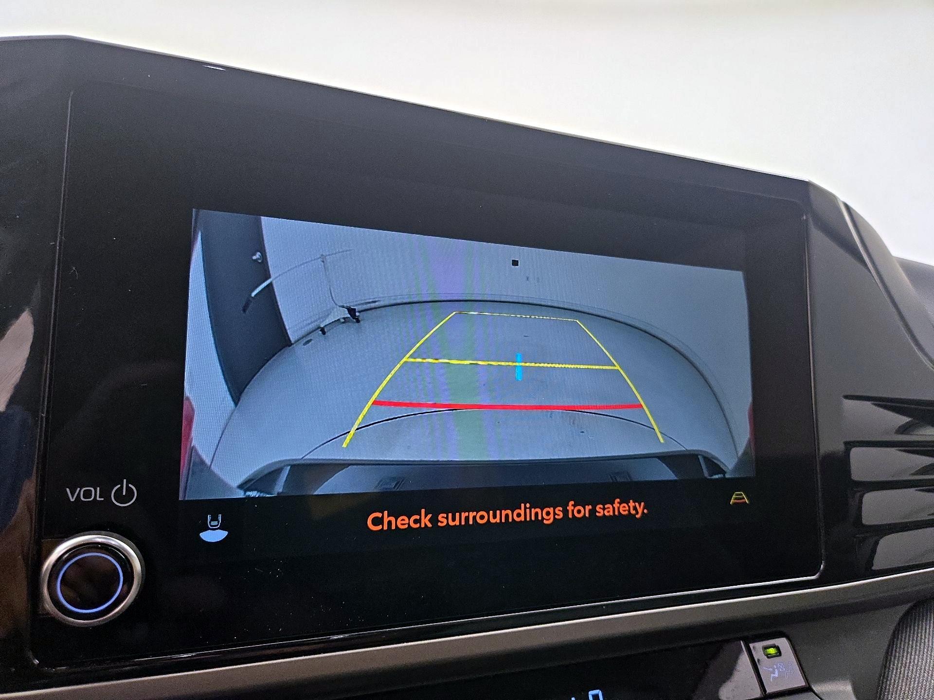 Thumbnail: 2025 Toyota Camry - 14