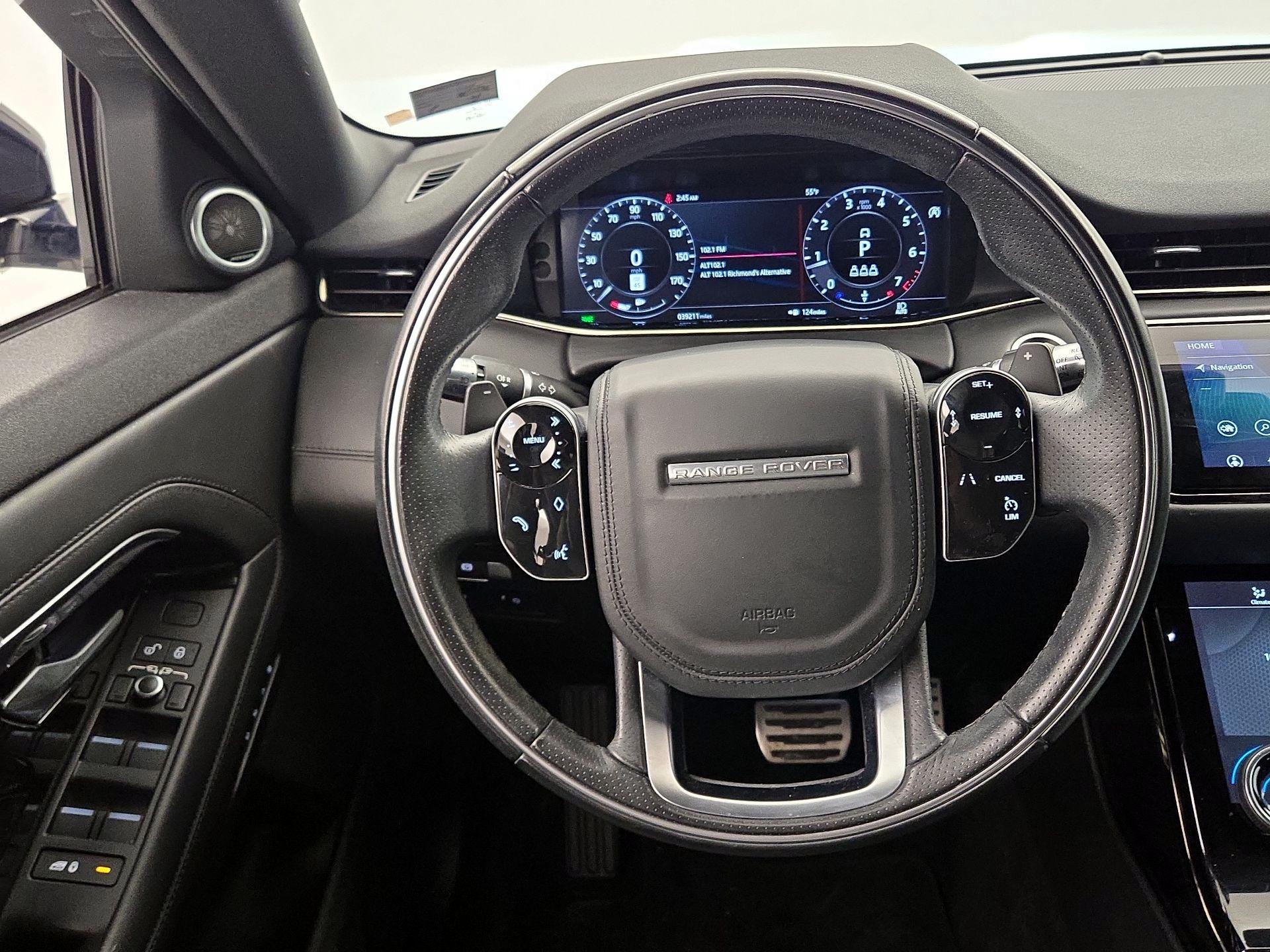 Thumbnail: 2020 Land Rover Range Rover Evoque - 10