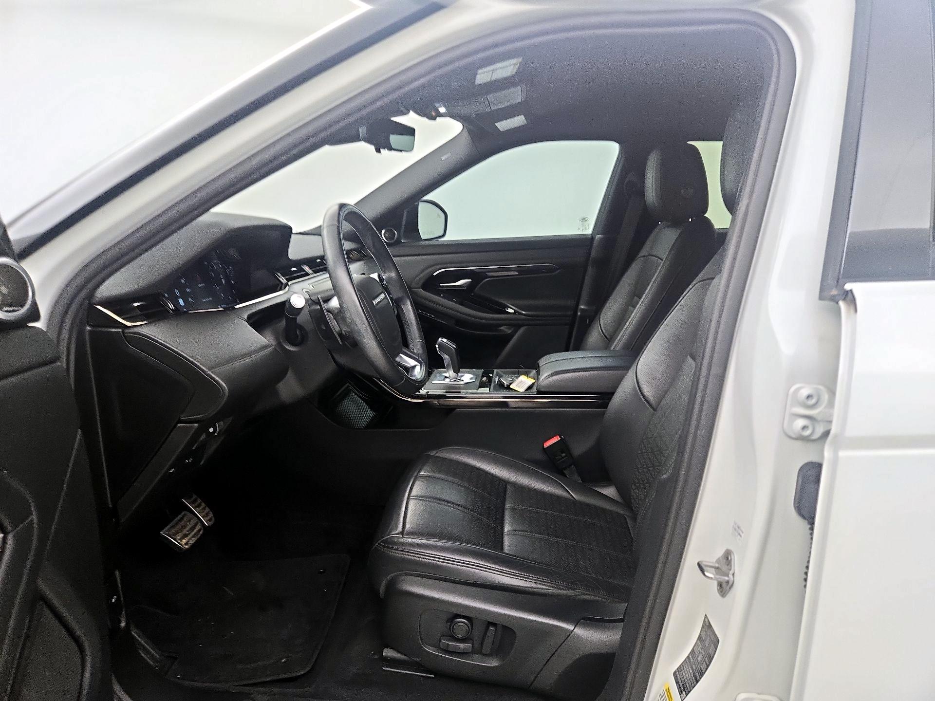 Thumbnail: 2020 Land Rover Range Rover Evoque - 11