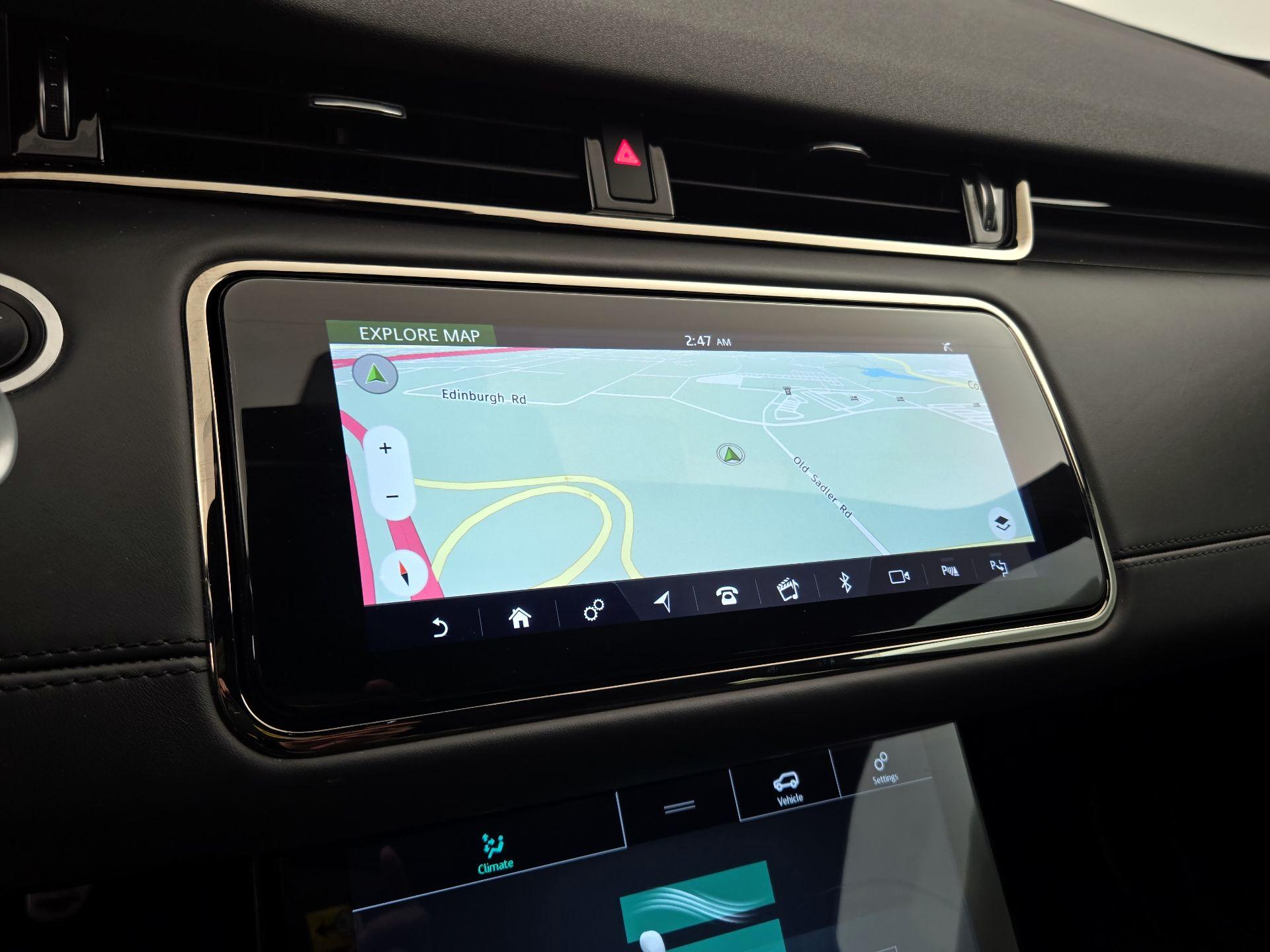 Thumbnail: 2020 Land Rover Range Rover Evoque - 14