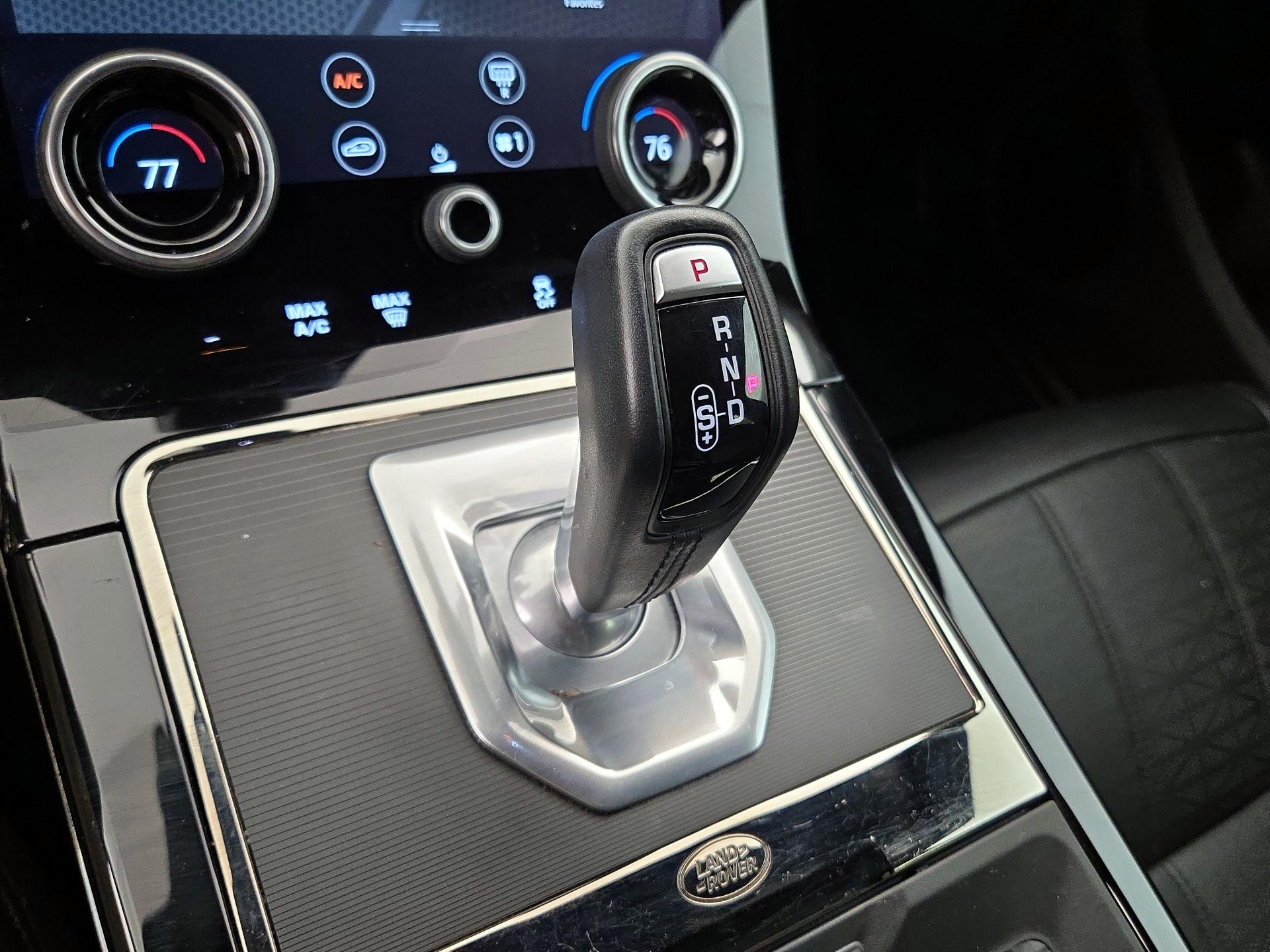 Thumbnail: 2020 Land Rover Range Rover Evoque - 18