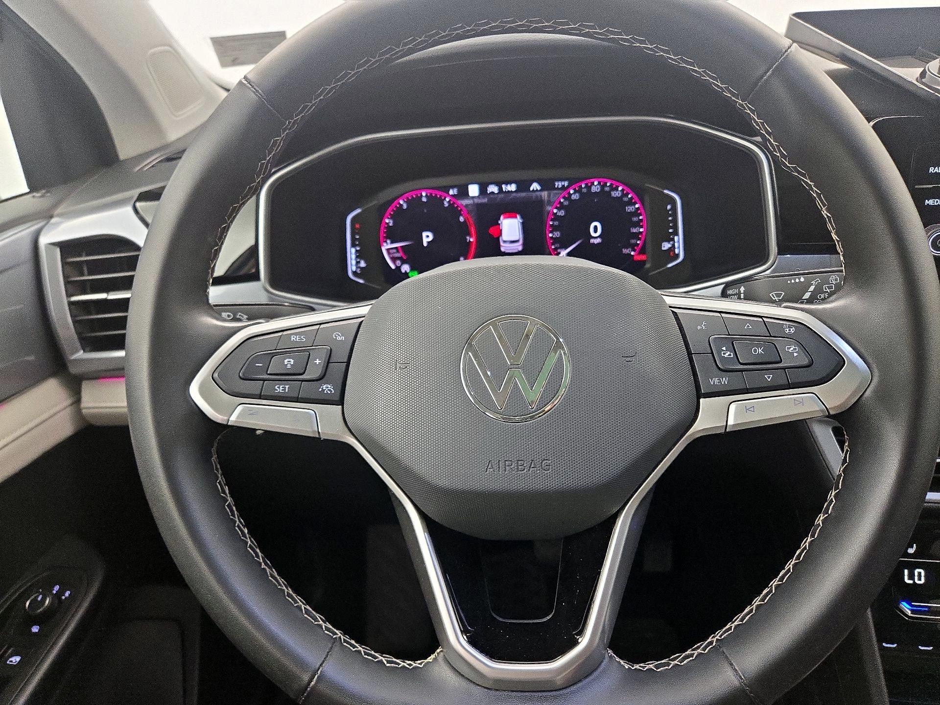 Thumbnail: 2025 Volkswagen Taos - 10
