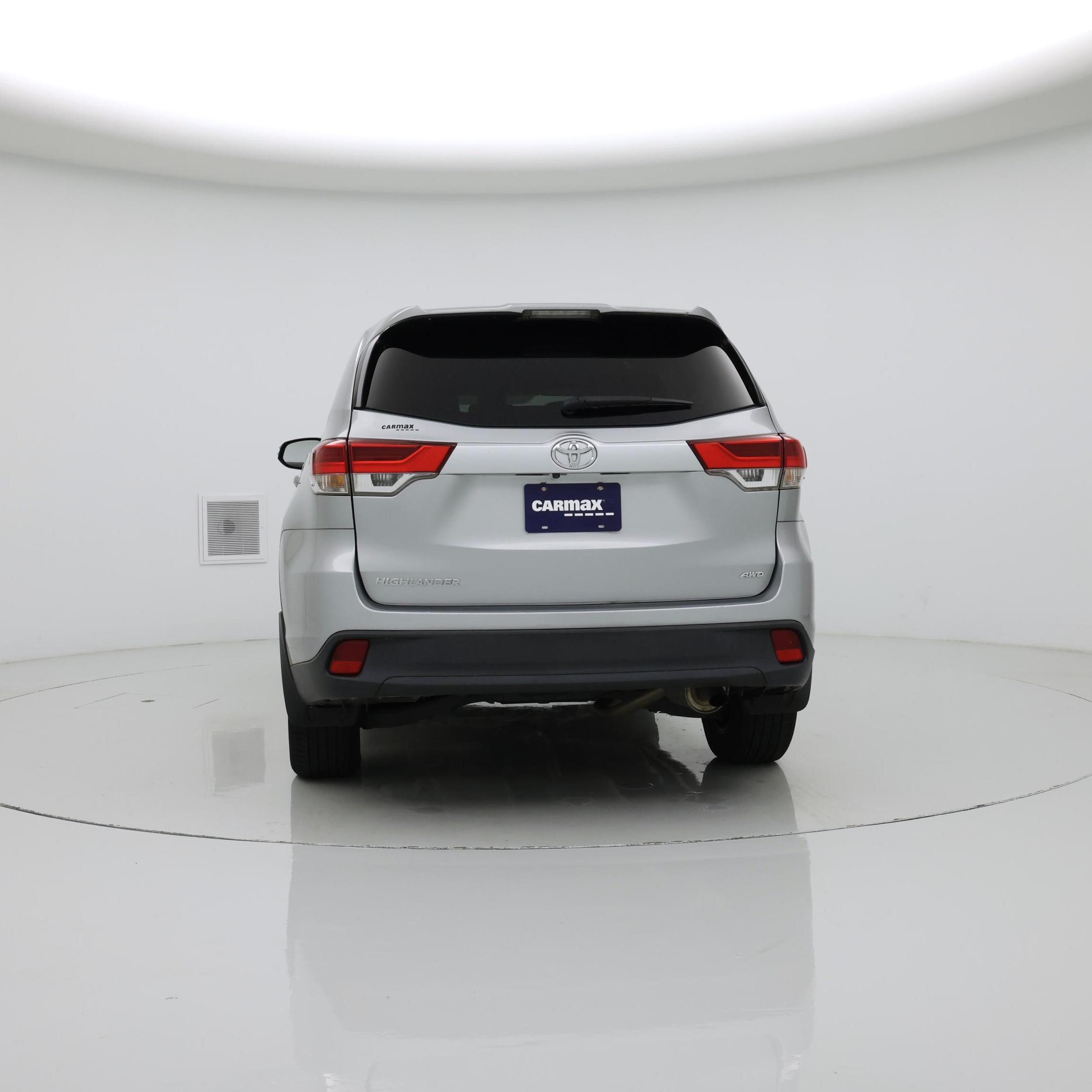 Thumbnail: 2017 Toyota Highlander - 6