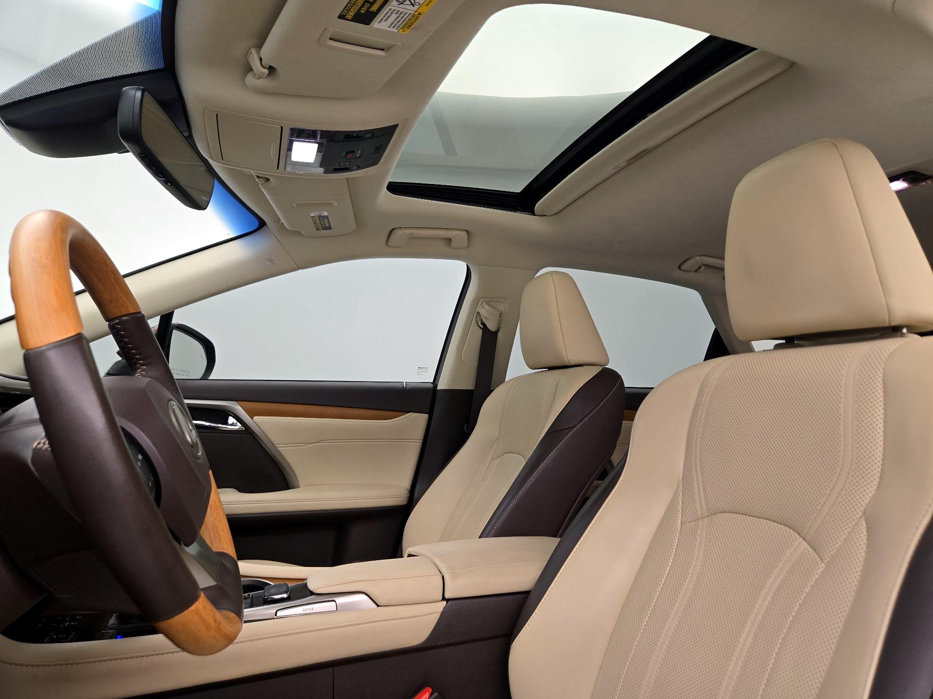 Thumbnail: 2019 Lexus RX - 20