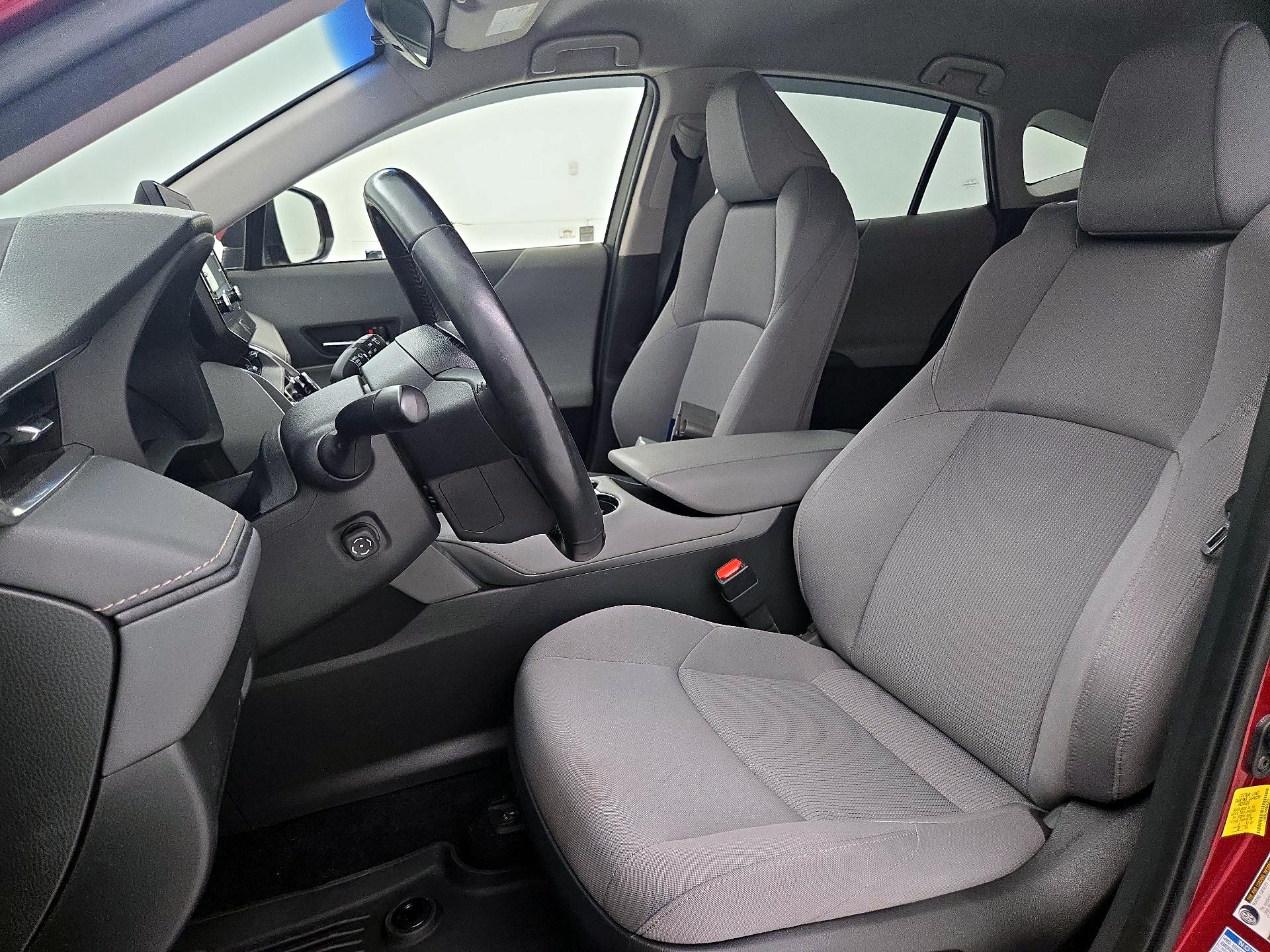 Thumbnail: 2021 Toyota Venza - 11