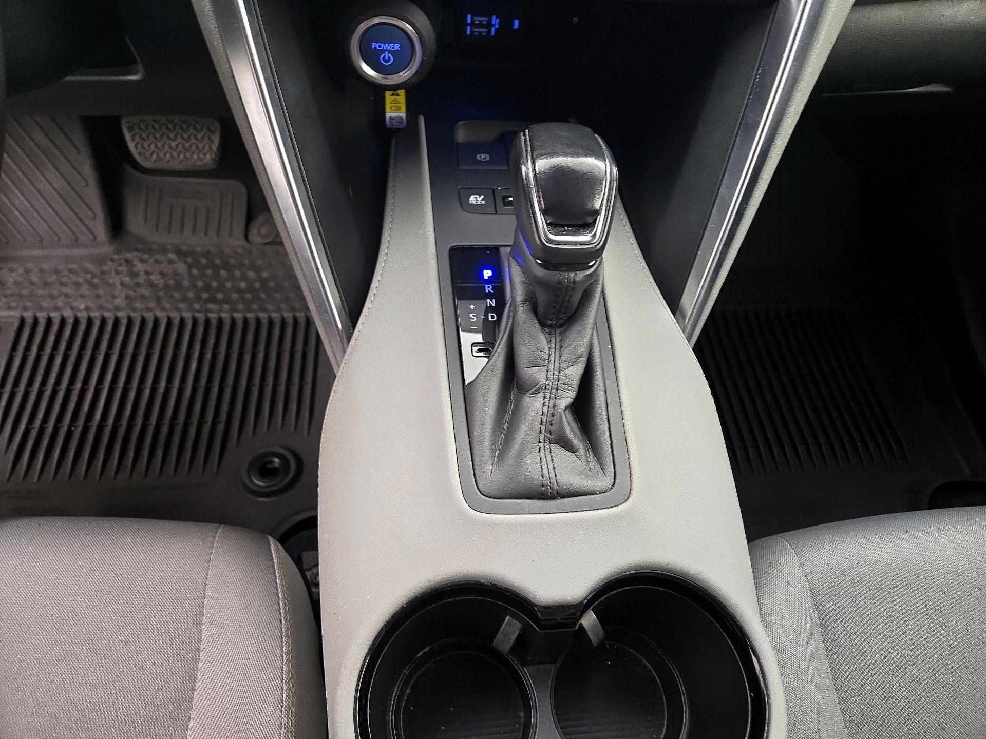 Thumbnail: 2021 Toyota Venza - 17