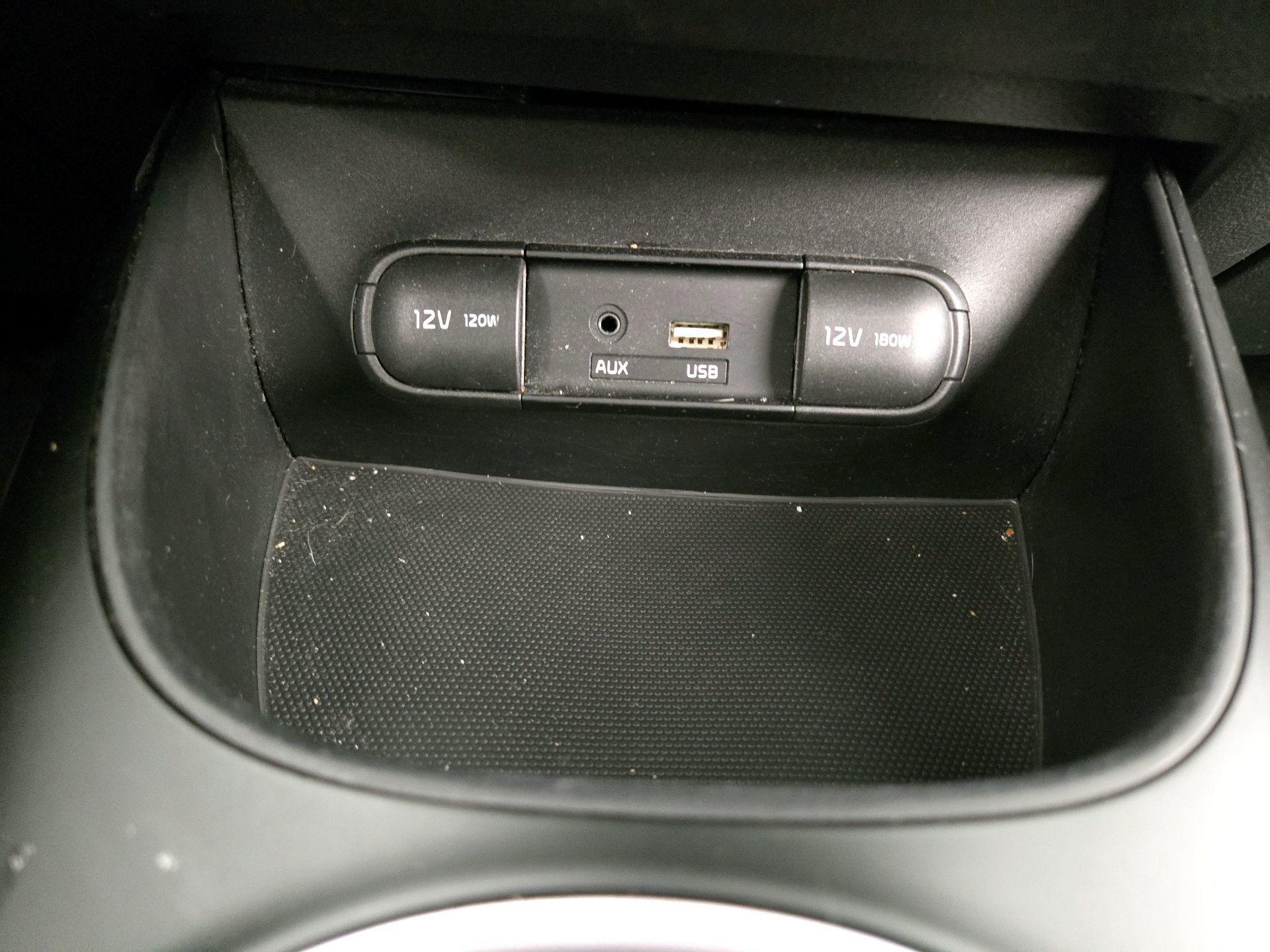 Thumbnail: 2016 Kia Soul - 17