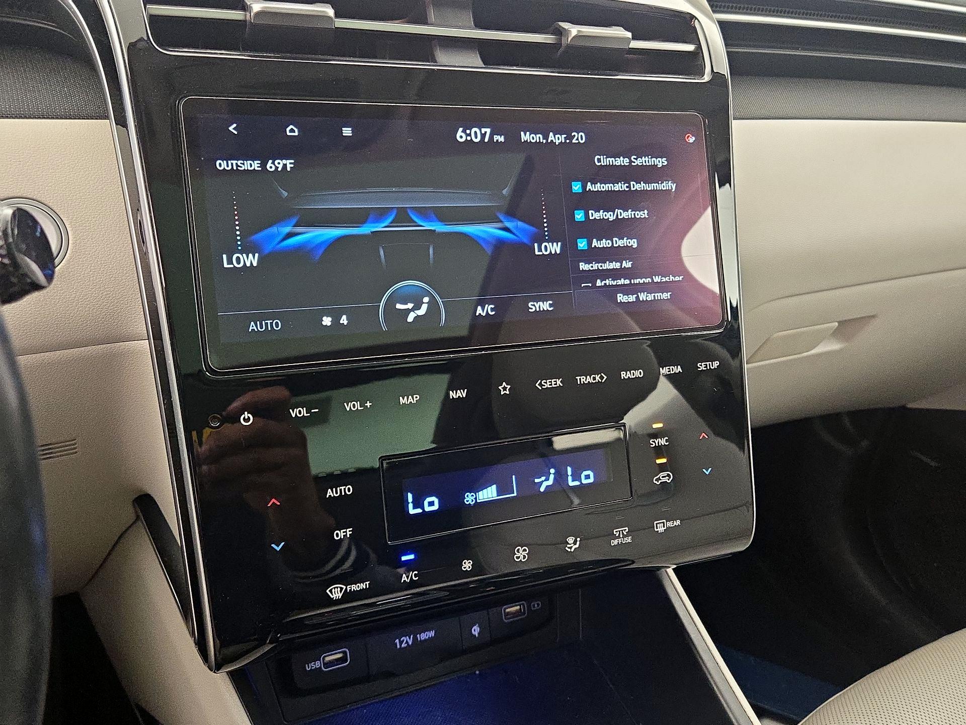 Thumbnail: 2022 Hyundai Tucson - 17