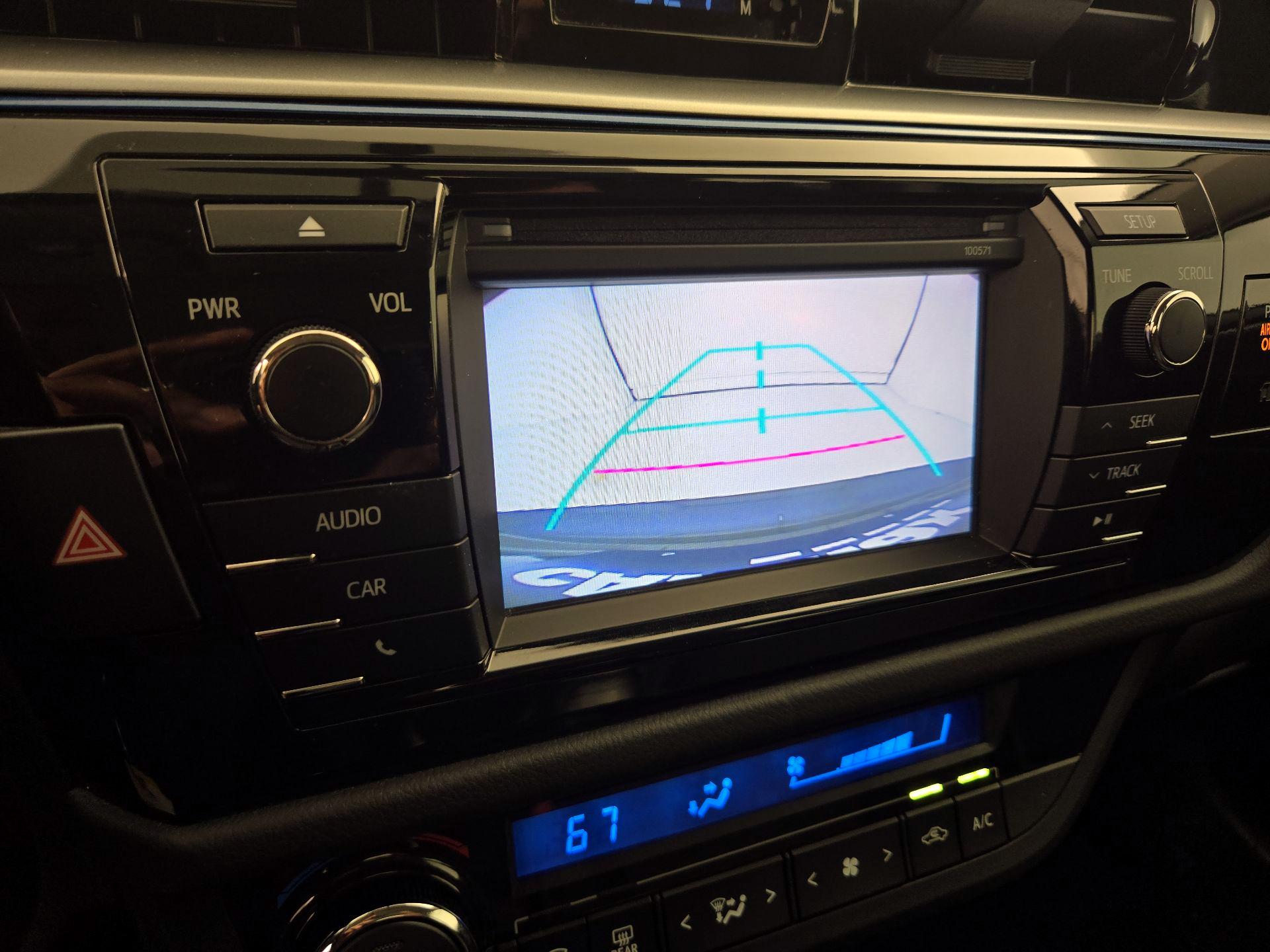 Thumbnail: 2016 Toyota Corolla - 14