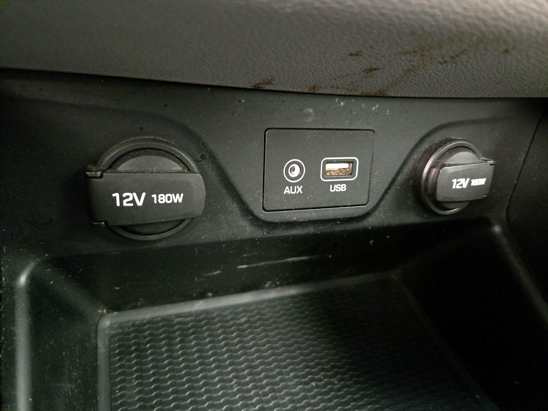 Thumbnail: 2016 Hyundai Tucson - 18