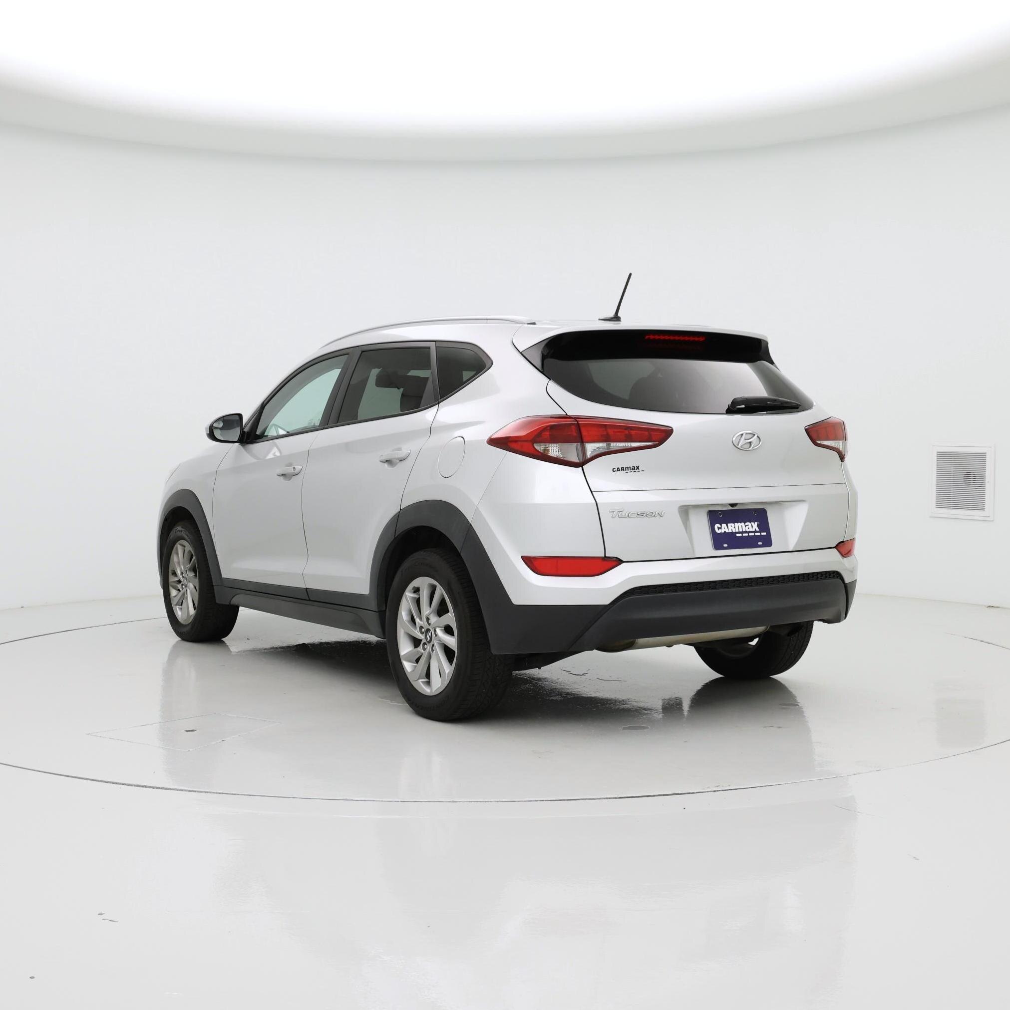 Thumbnail: 2016 Hyundai Tucson - 2