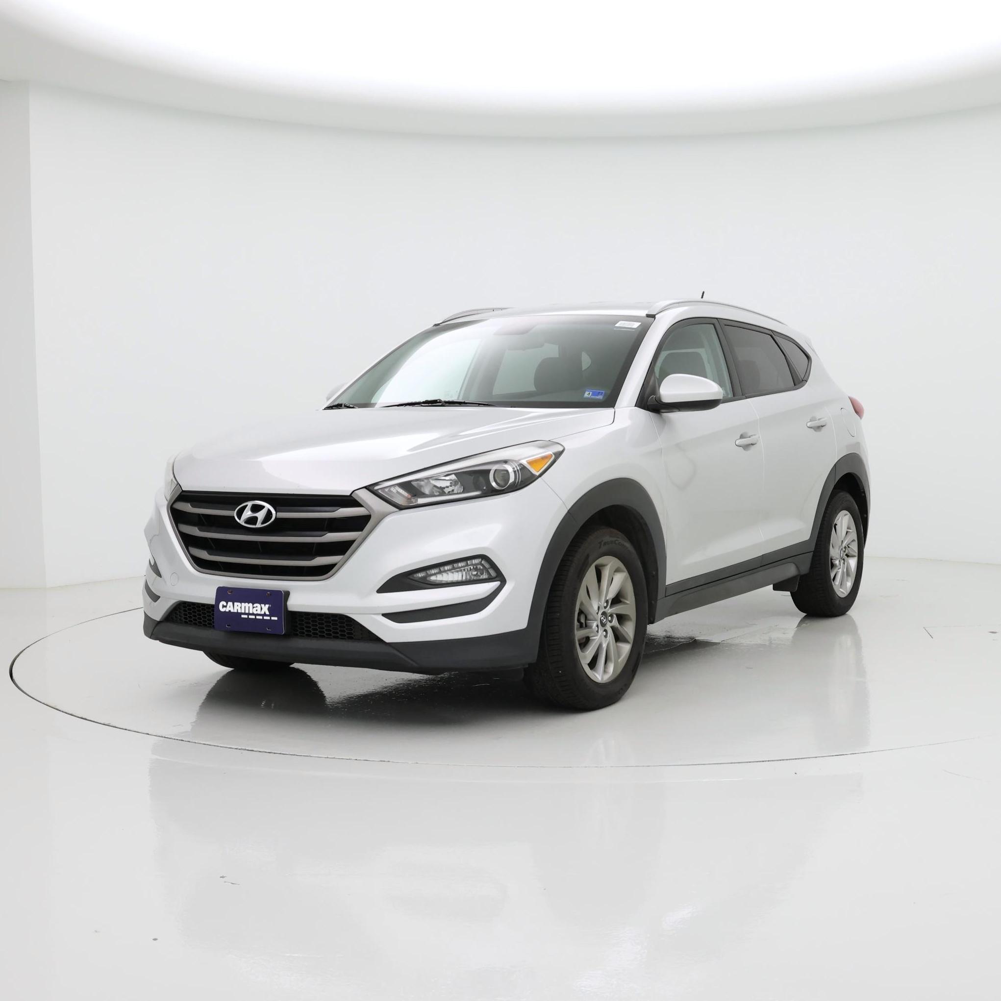 Thumbnail: 2016 Hyundai Tucson - 4