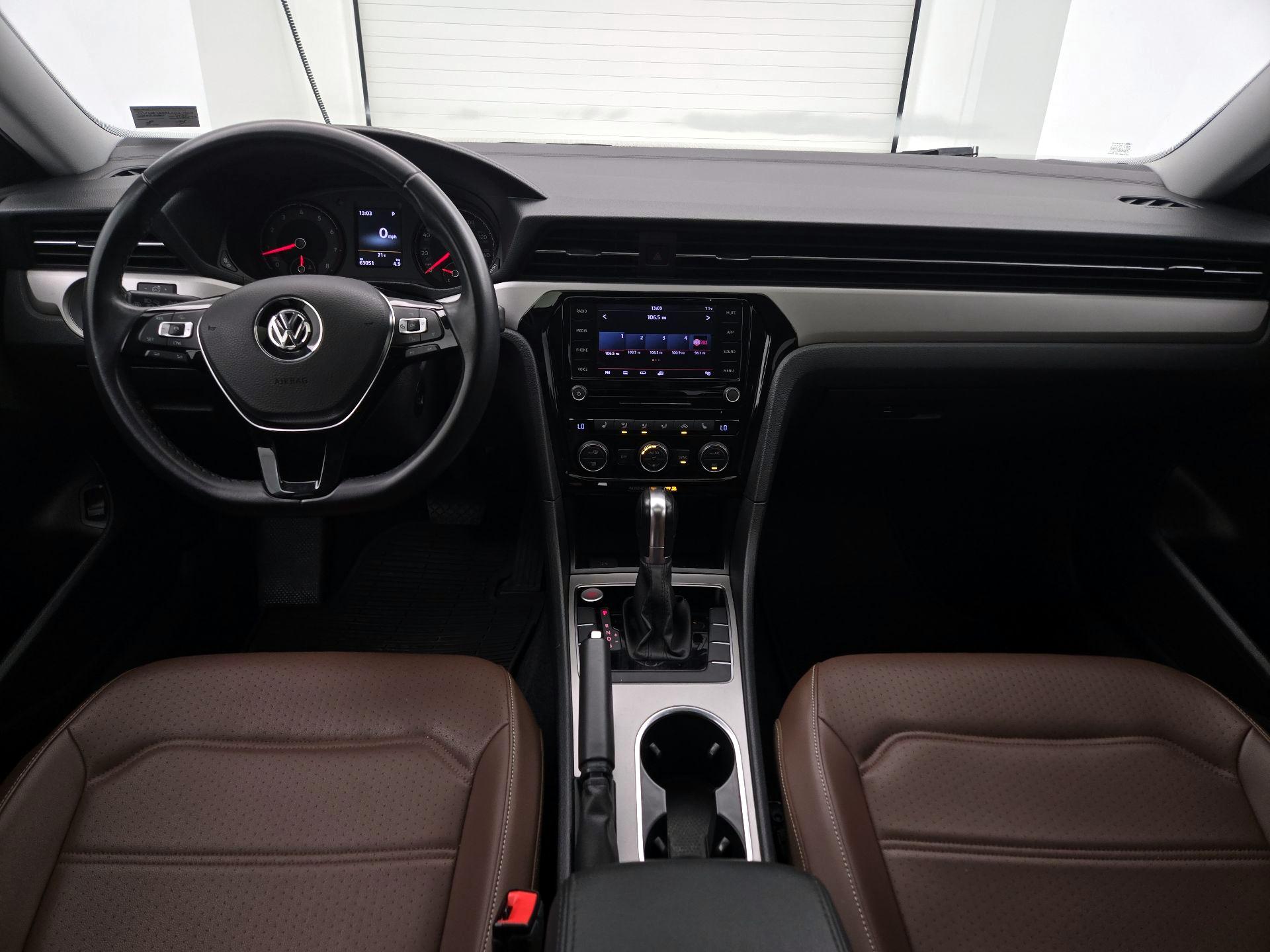 Thumbnail: 2020 Volkswagen Passat - 9