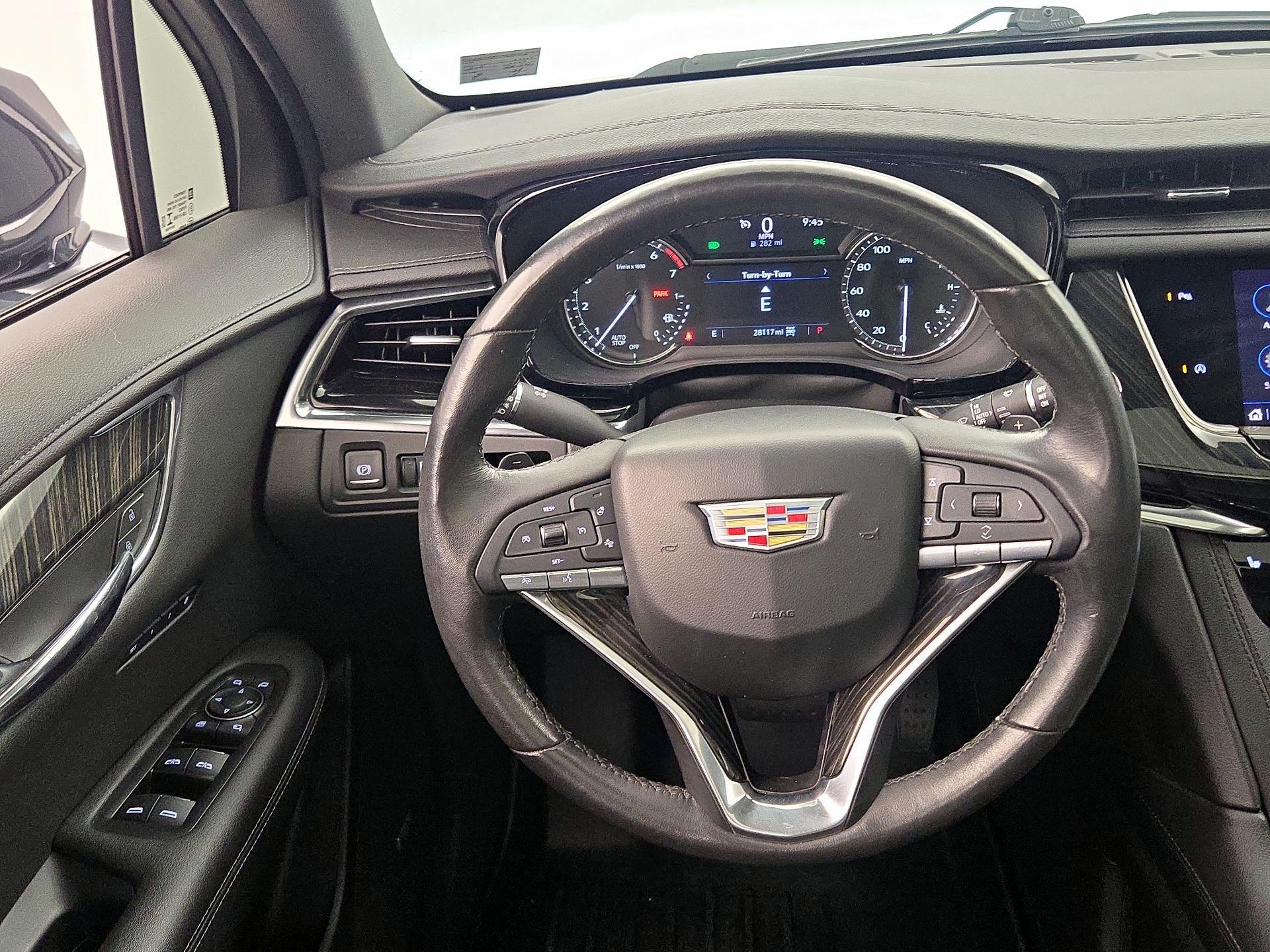 Thumbnail: 2020 Cadillac XT6 - 10