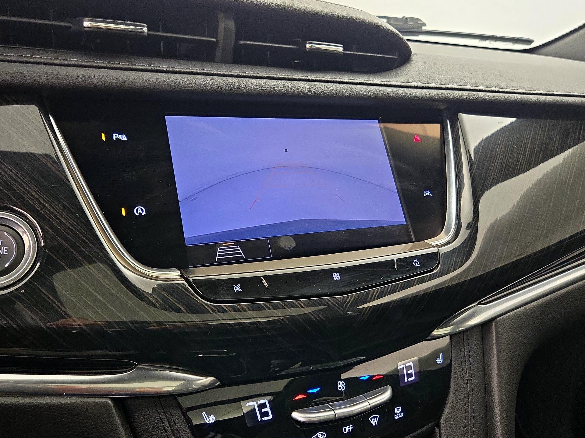 Thumbnail: 2020 Cadillac XT6 - 14