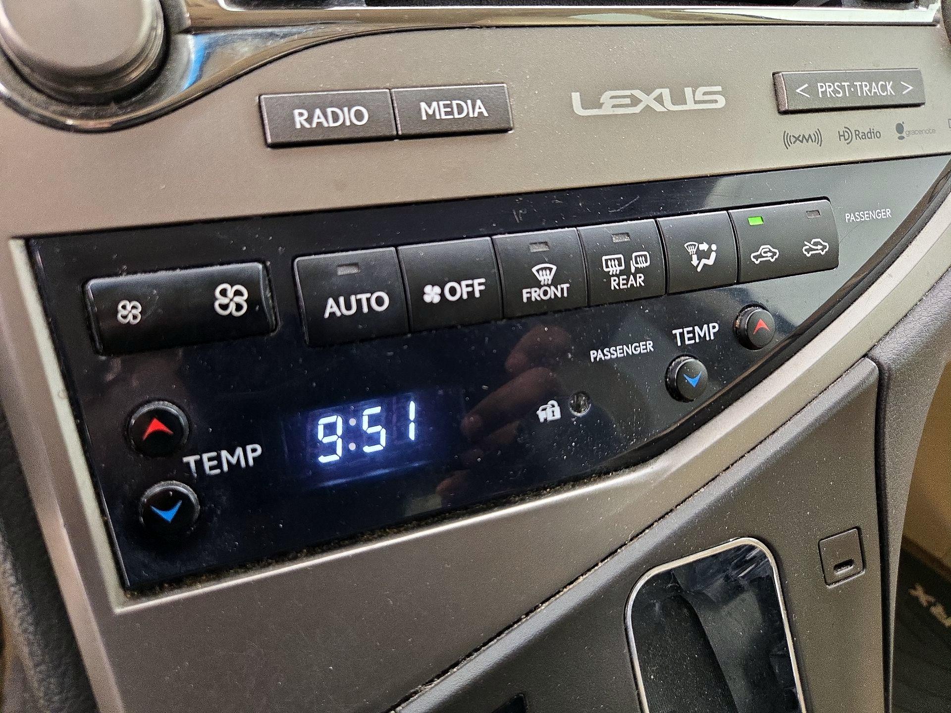 Thumbnail: 2015 Lexus RX - 17