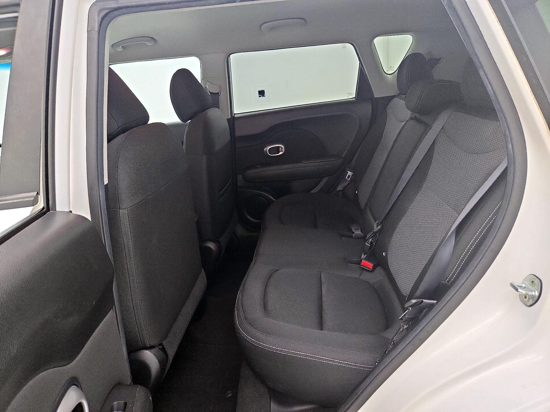 Thumbnail: 2018 Kia Soul - 19