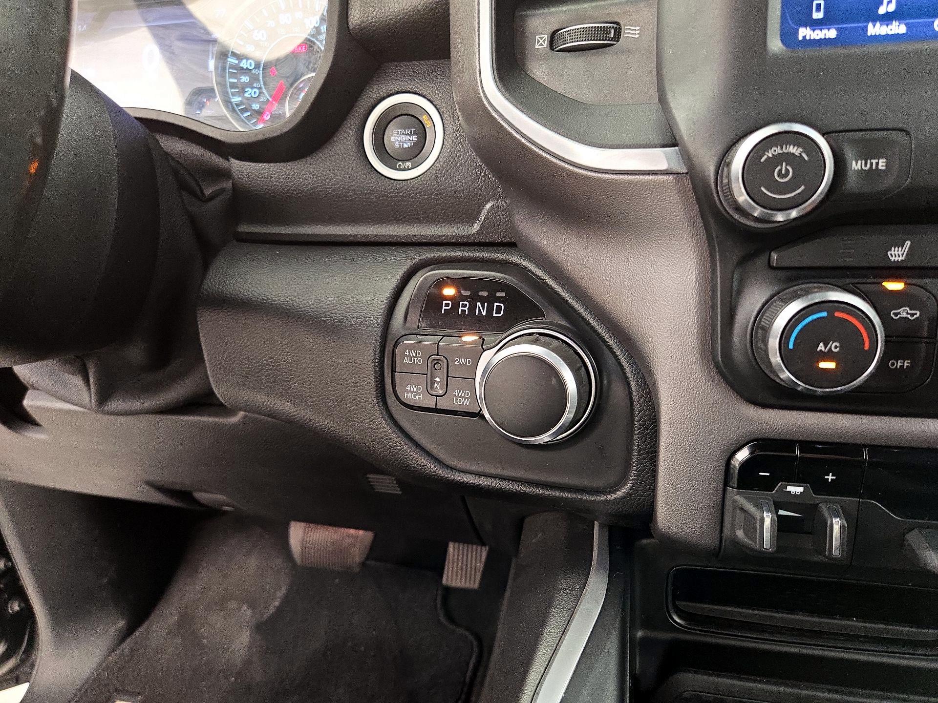 Thumbnail: 2020 RAM 1500 - 17