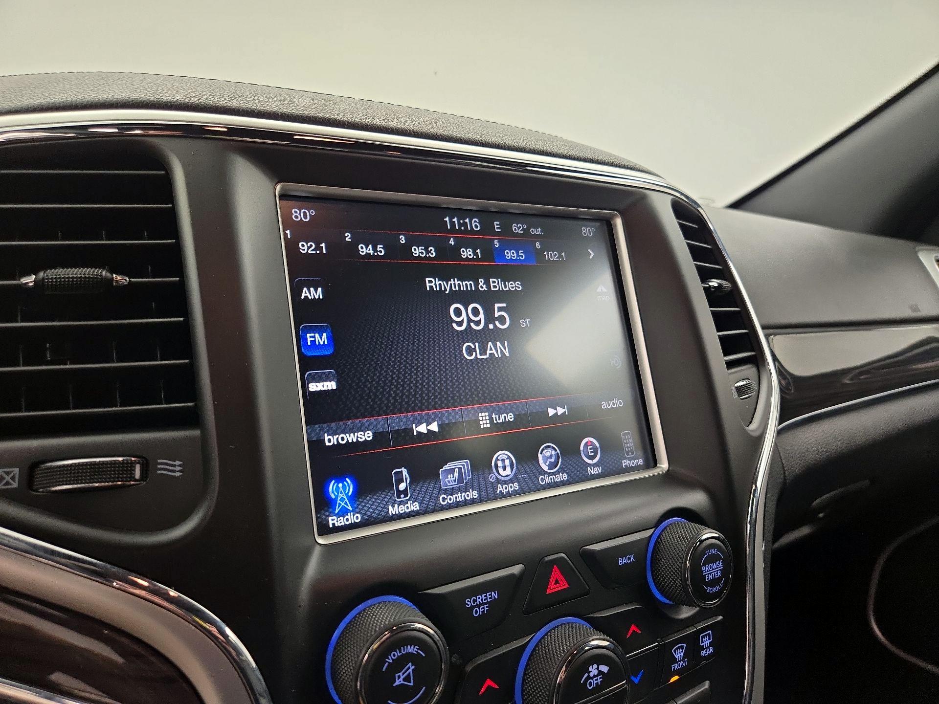 Thumbnail: 2015 Jeep Grand Cherokee - 16