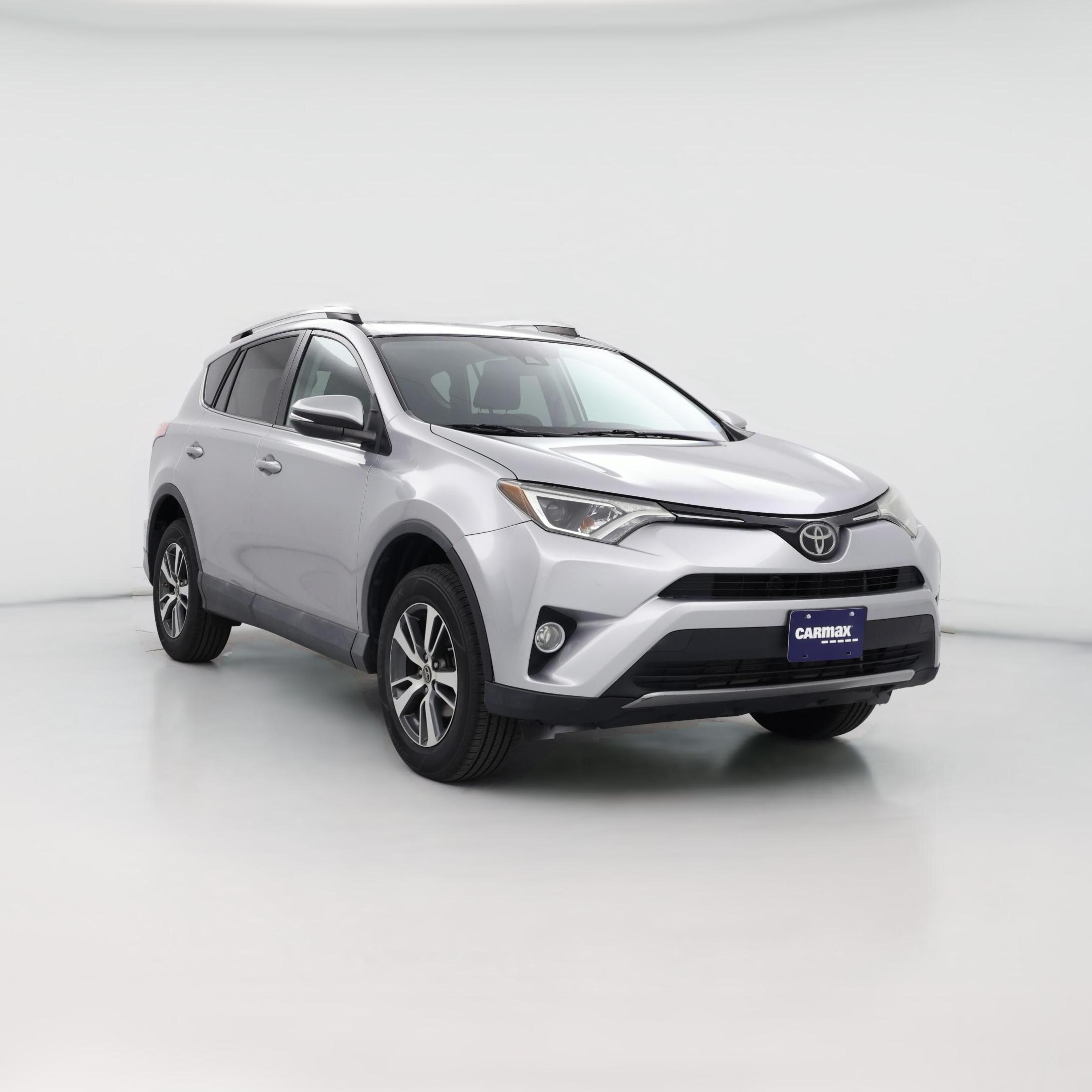 Thumbnail: 2018 Toyota RAV4 - 1