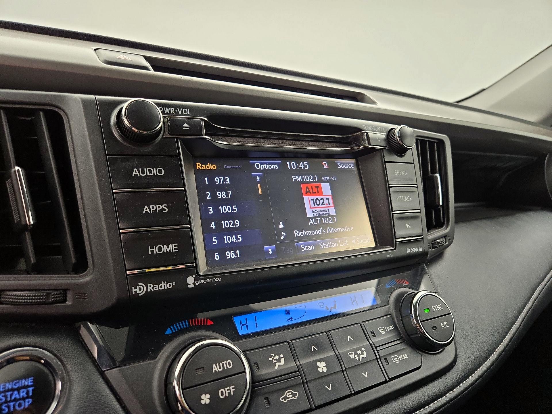 Thumbnail: 2018 Toyota RAV4 - 15