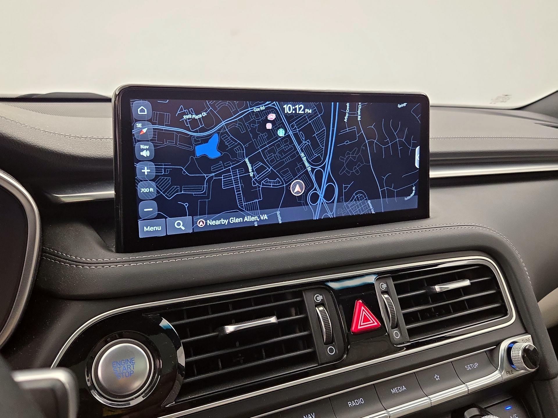 Thumbnail: 2022 Genesis G70 - 14