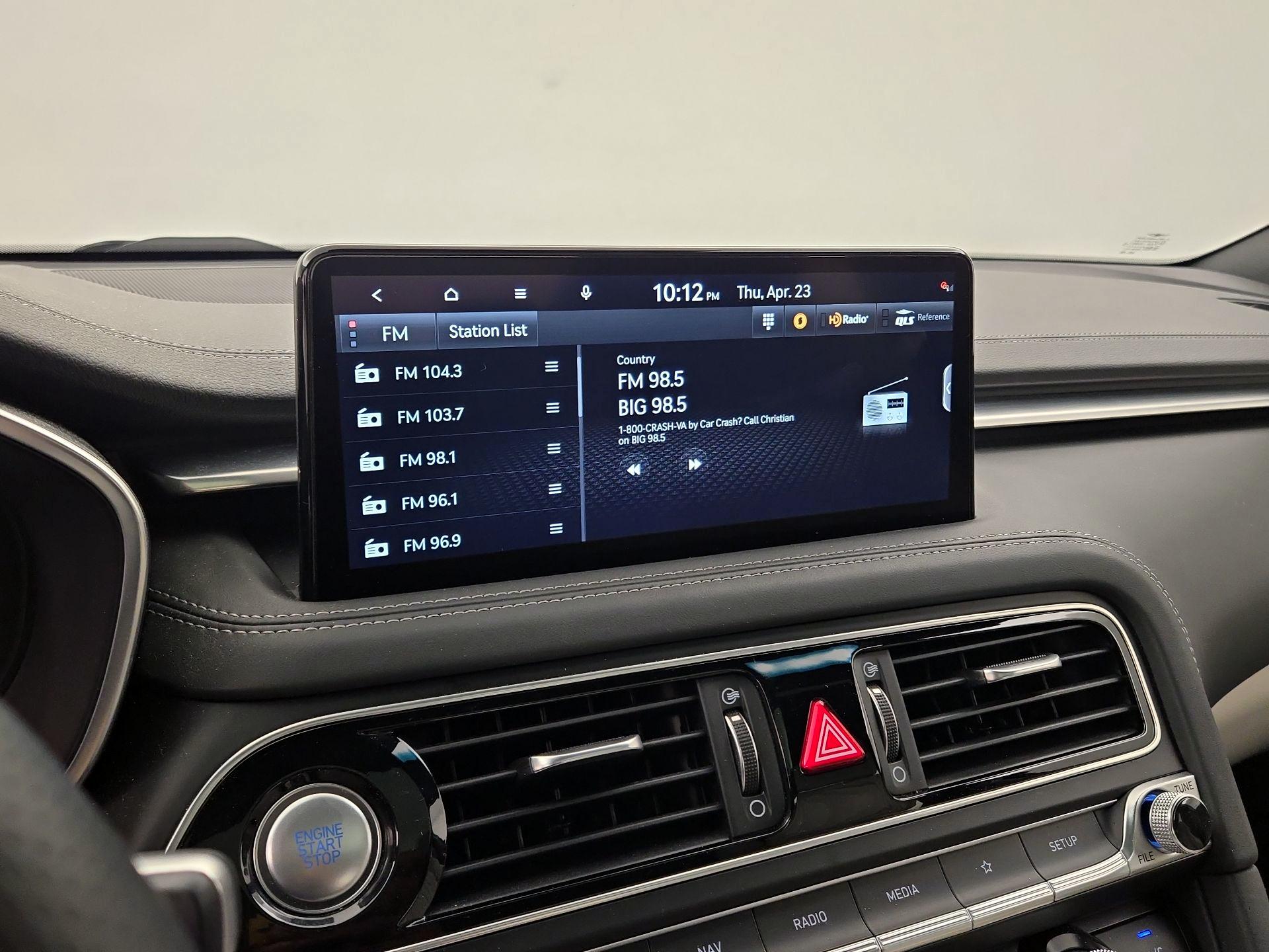 Thumbnail: 2022 Genesis G70 - 16