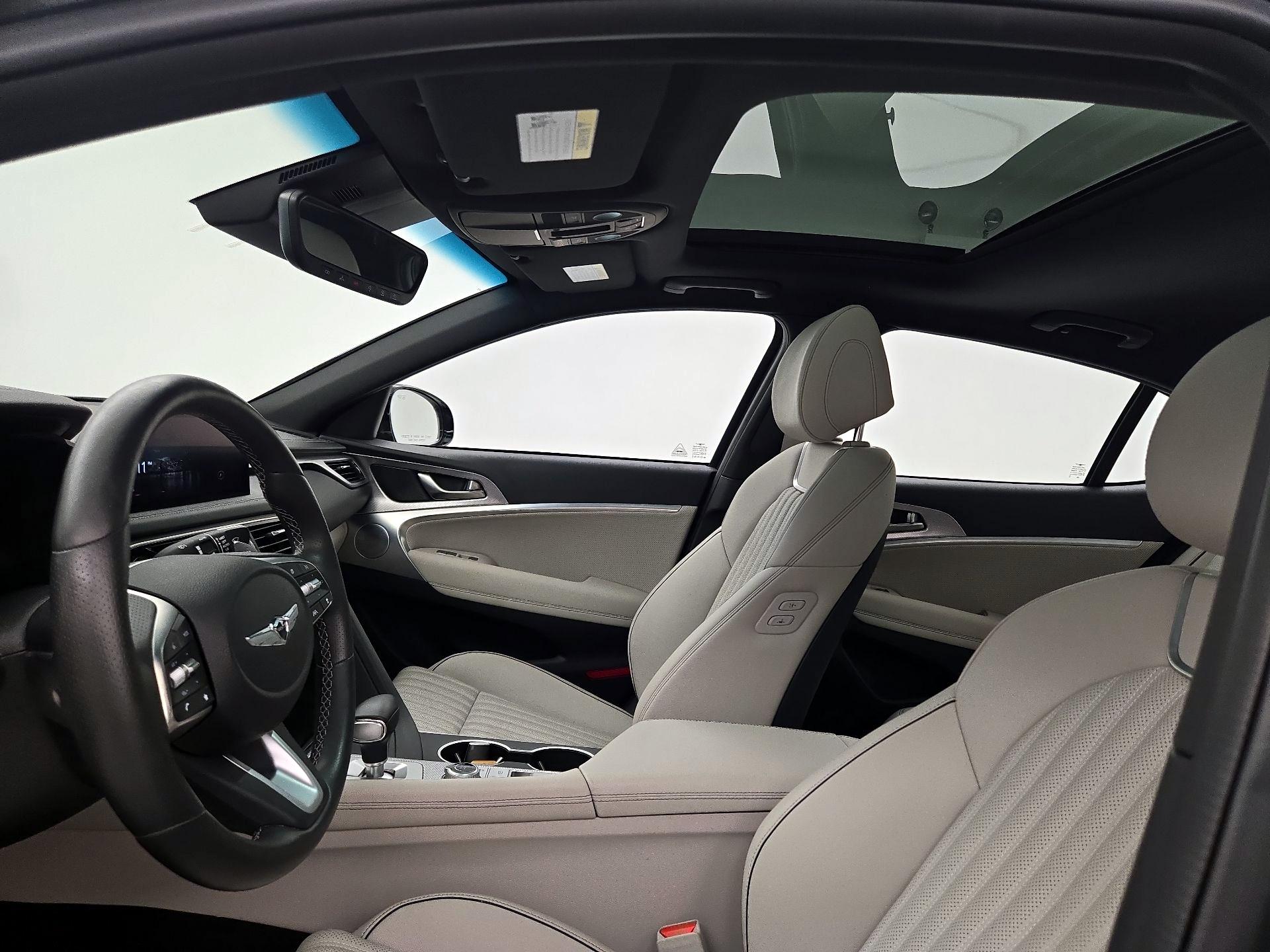 Thumbnail: 2022 Genesis G70 - 20