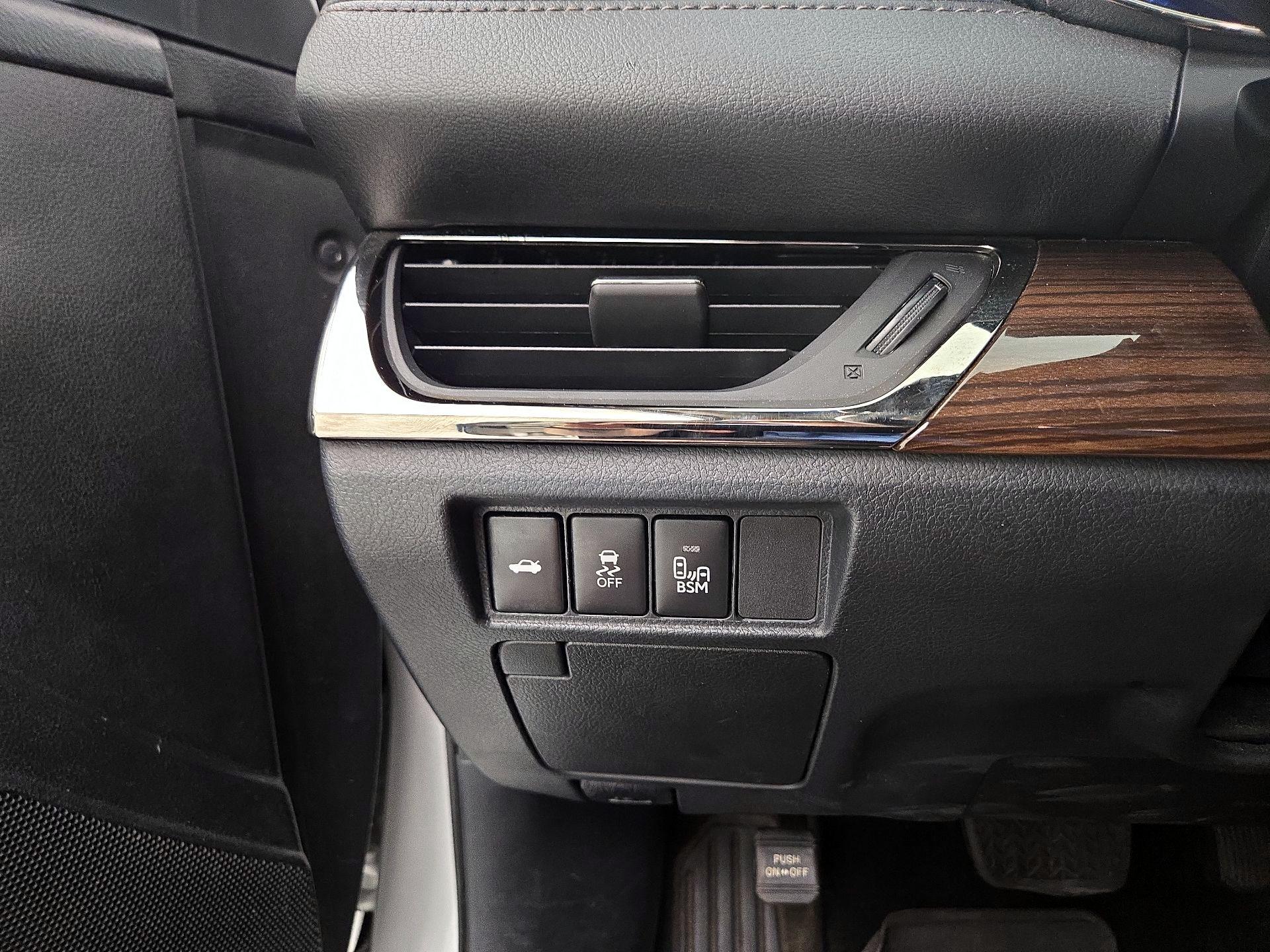Thumbnail: 2014 Toyota Avalon - 13